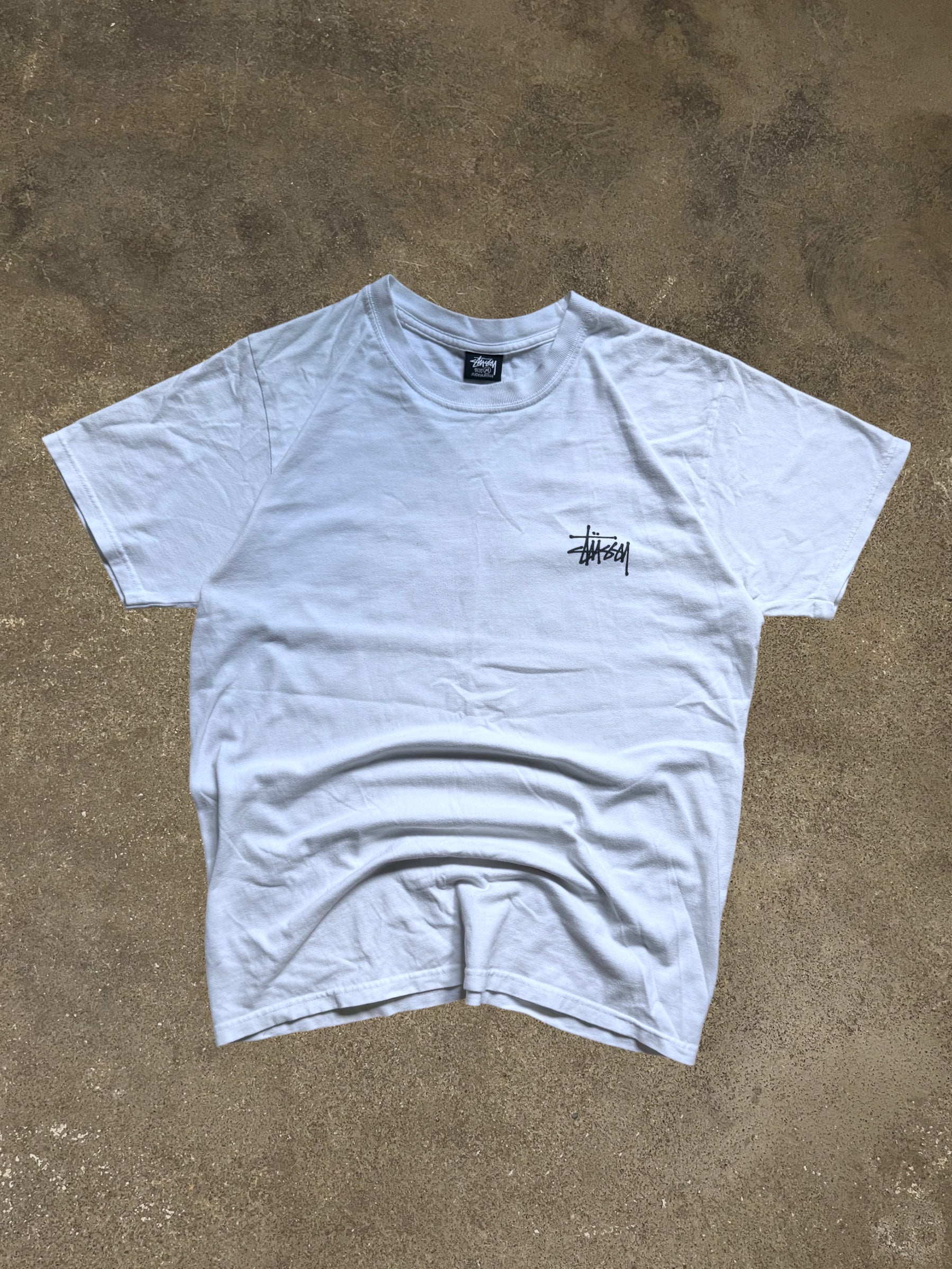 STÜSSY WHITE BASIC LOGO T-SHIRT