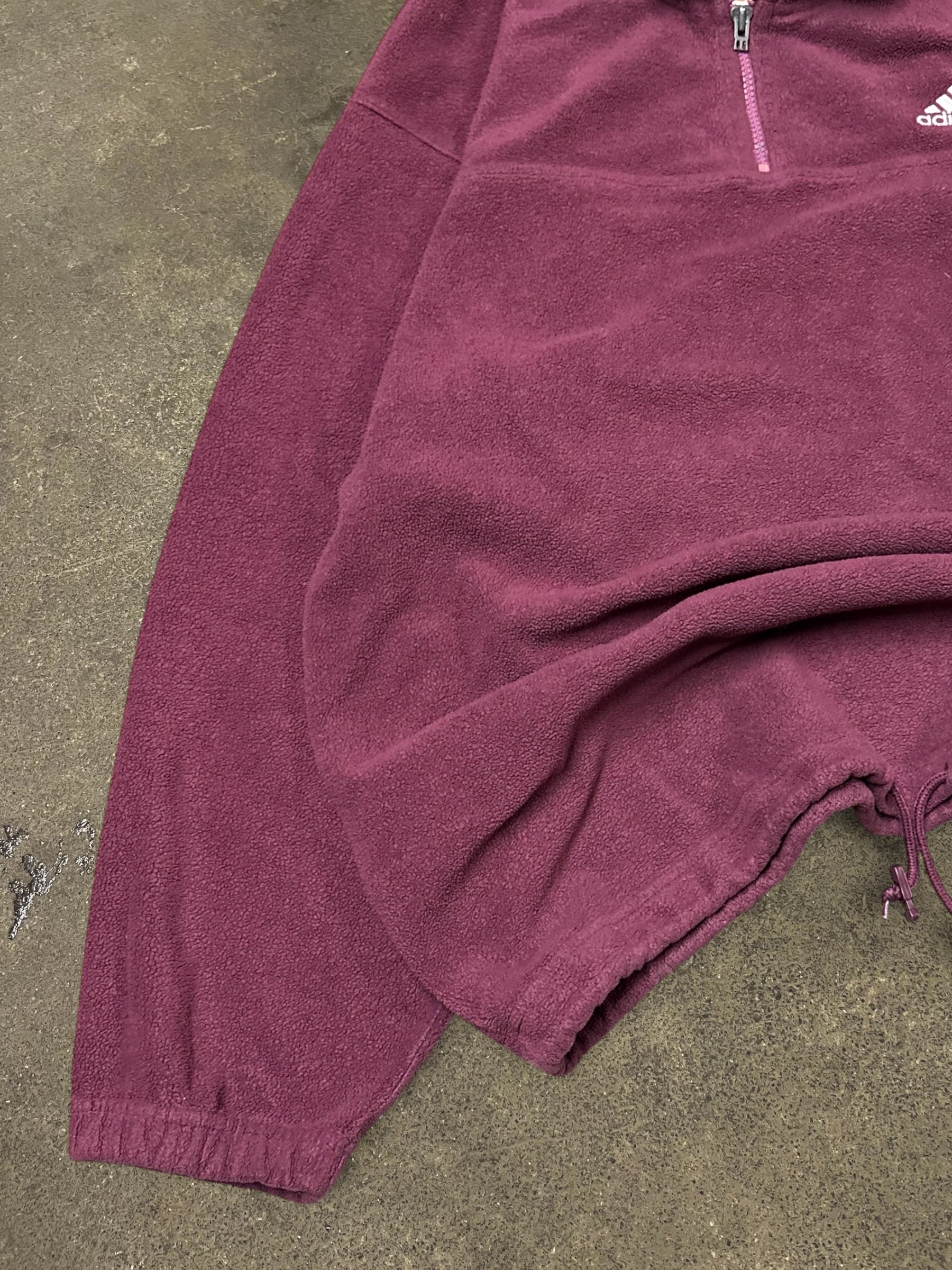 VINTAGE 90S ADIDAS FLEECE