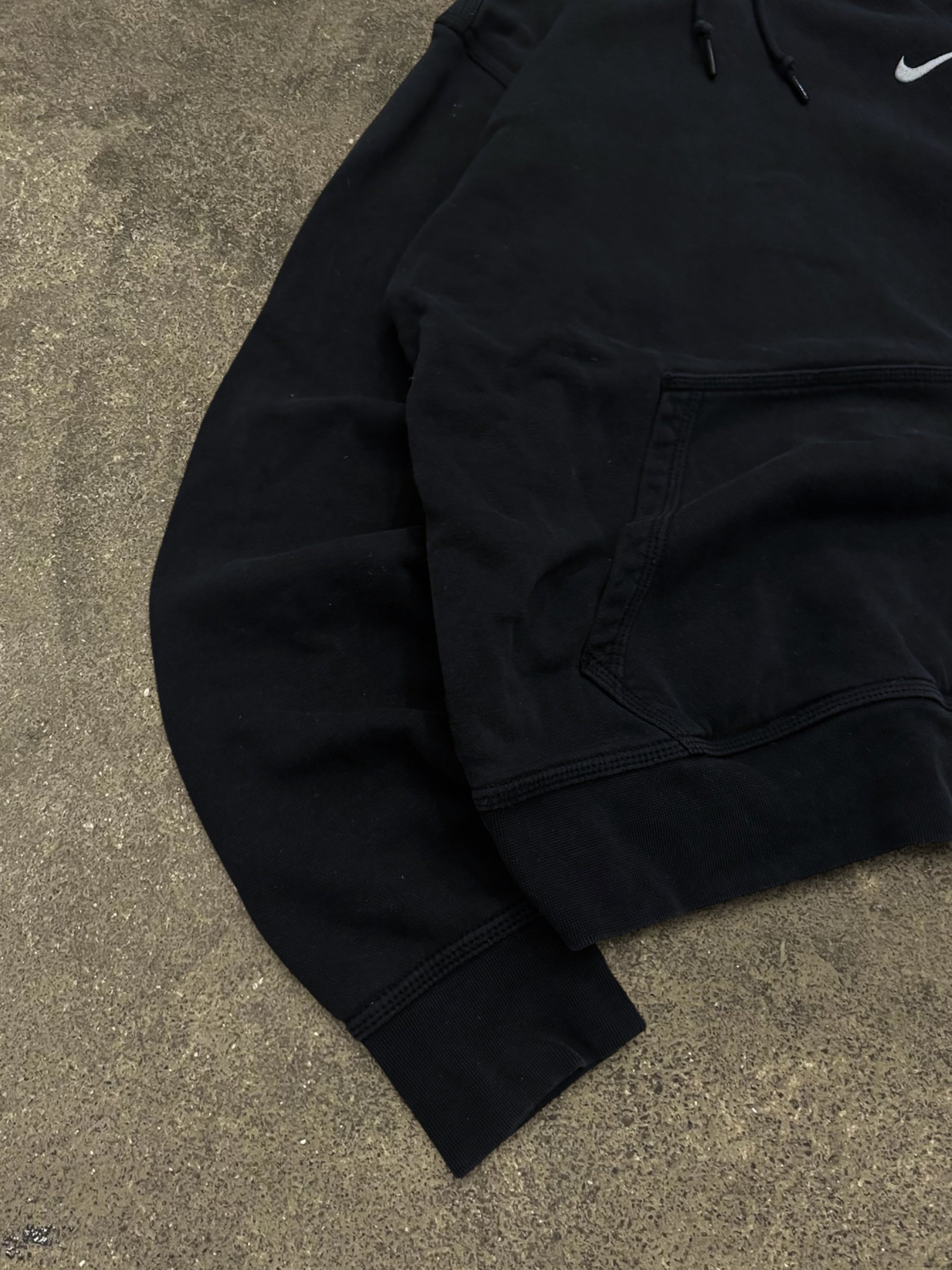 VINTAGE NIKE HOODIE
