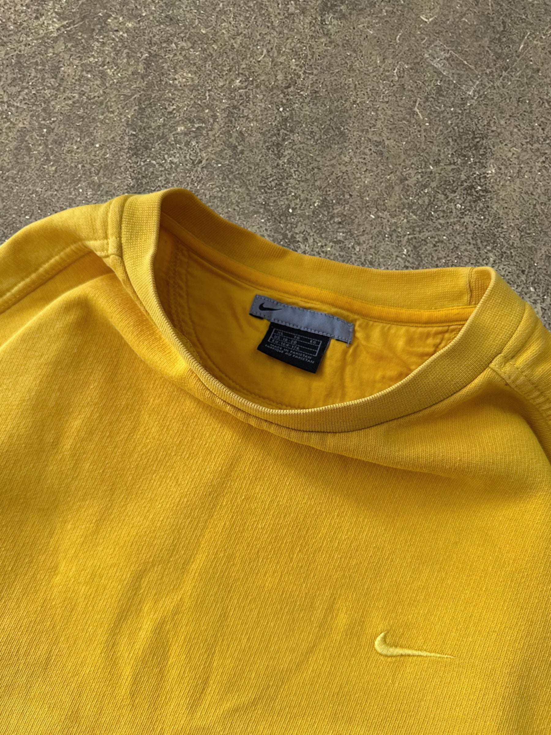 VINTAGE 90S NIKE SWEATSHIRT