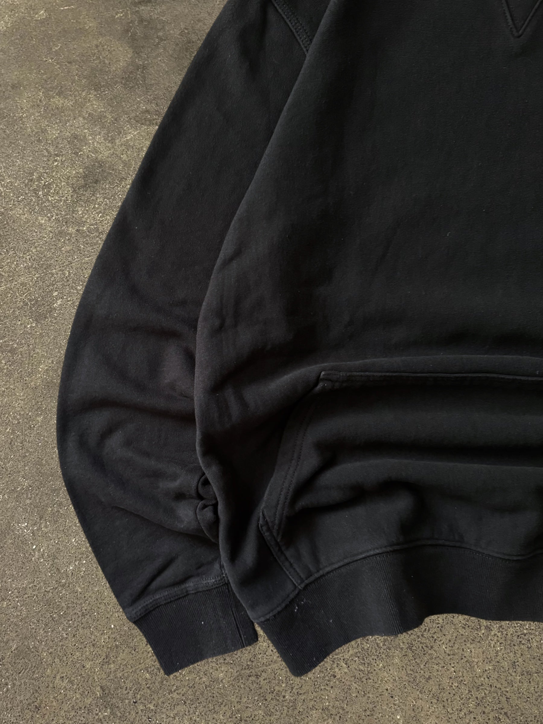 STÜSSY BLACK STOCK LOGO HOODIE