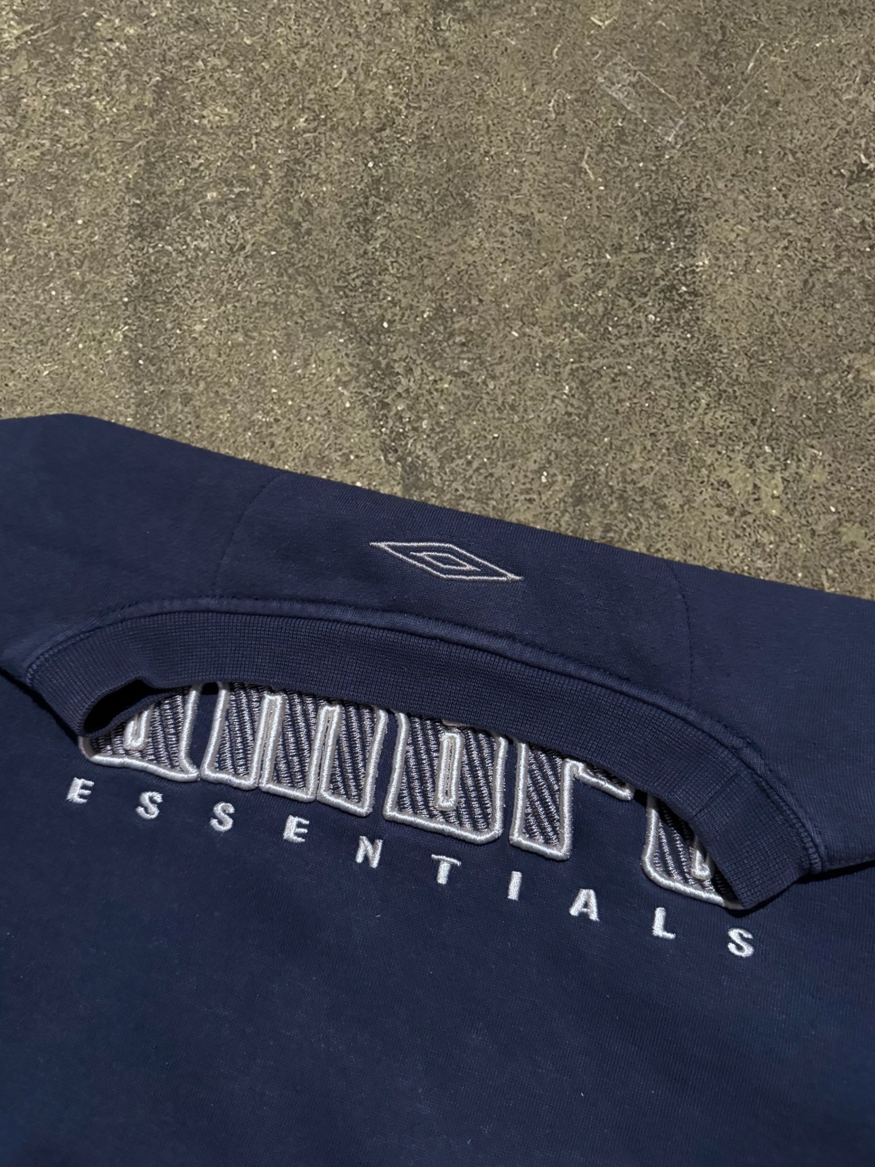 VINTAGE NAVY UMBRO SWEATSHIRT