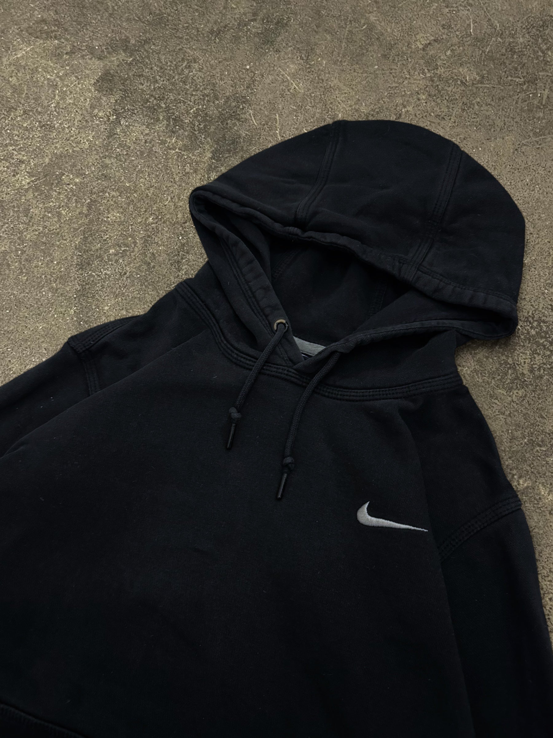 VINTAGE NIKE HOODIE