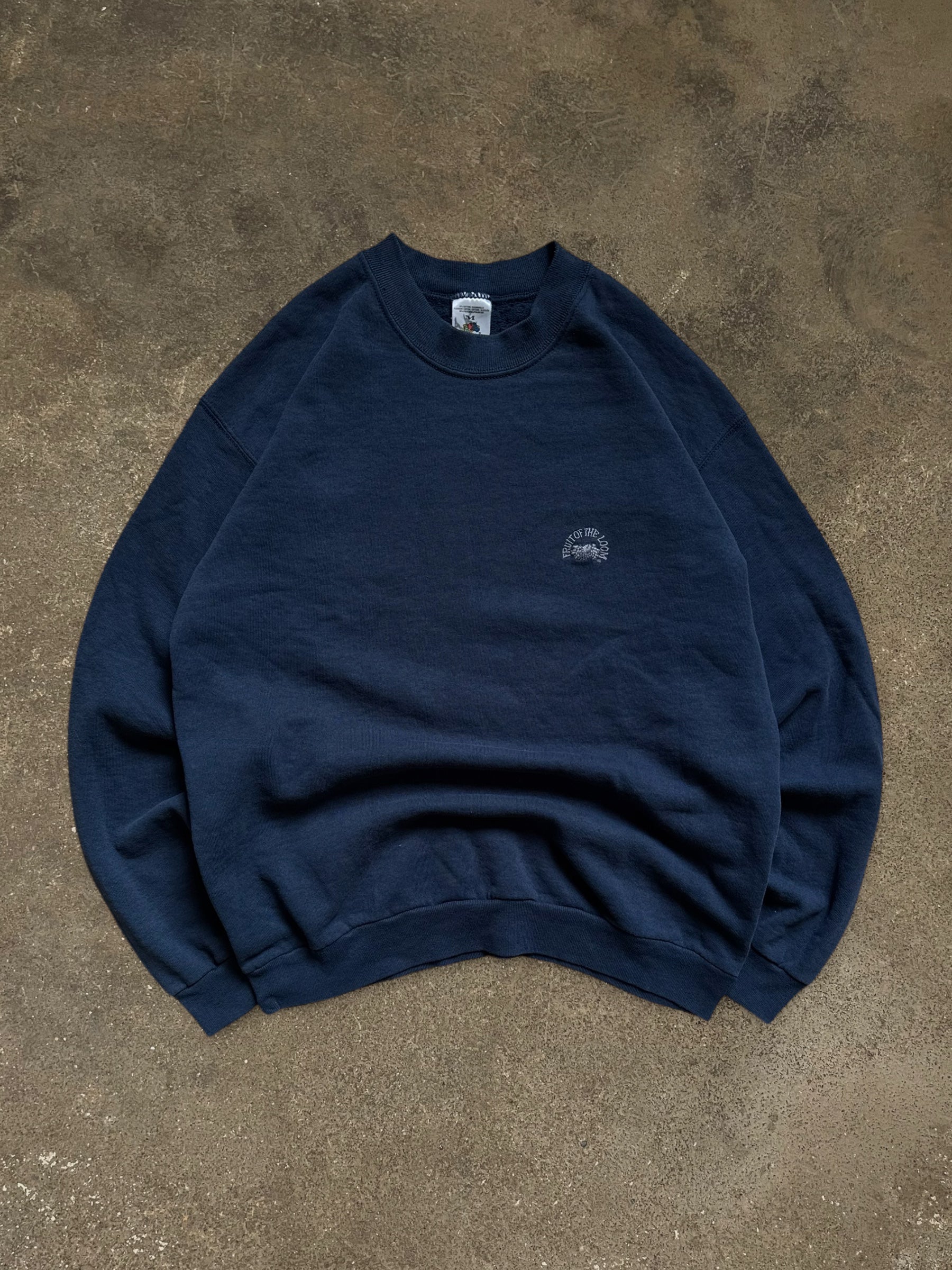 VINTAGE FRUIT OF THE LOOM SWEATSHIRT