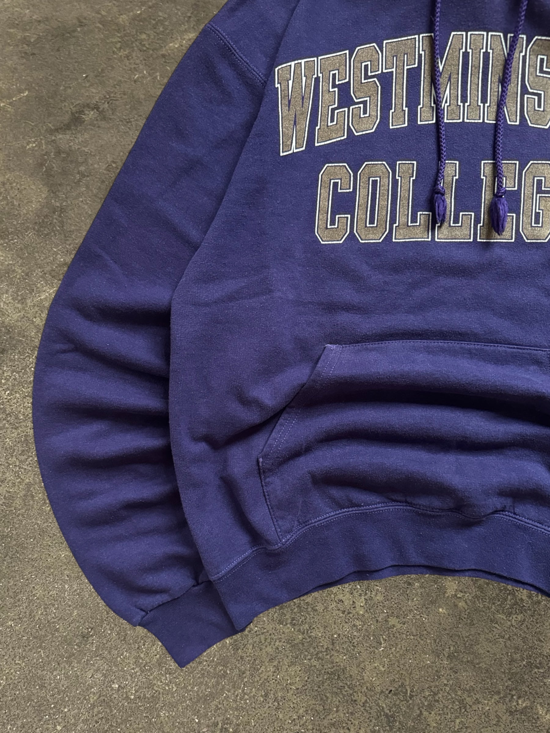 VINTAGE CHAMPION ”WESTMINISTER COLLEGE” HOODIE