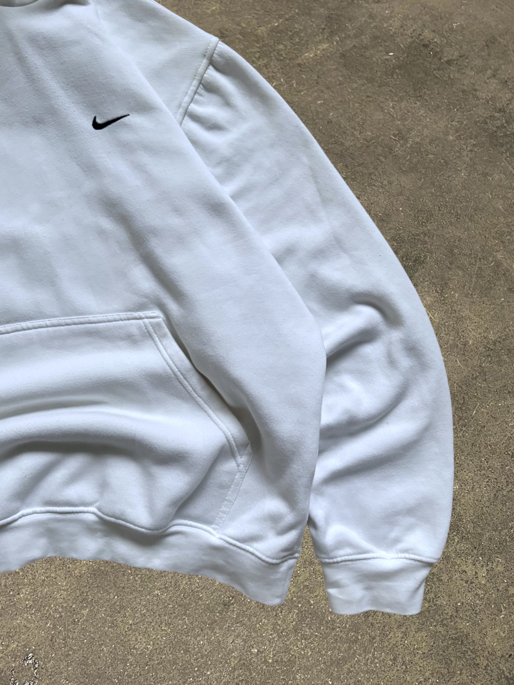 VINTAGE 00S NIKE MINI SWOOSH BOXY HOODIE