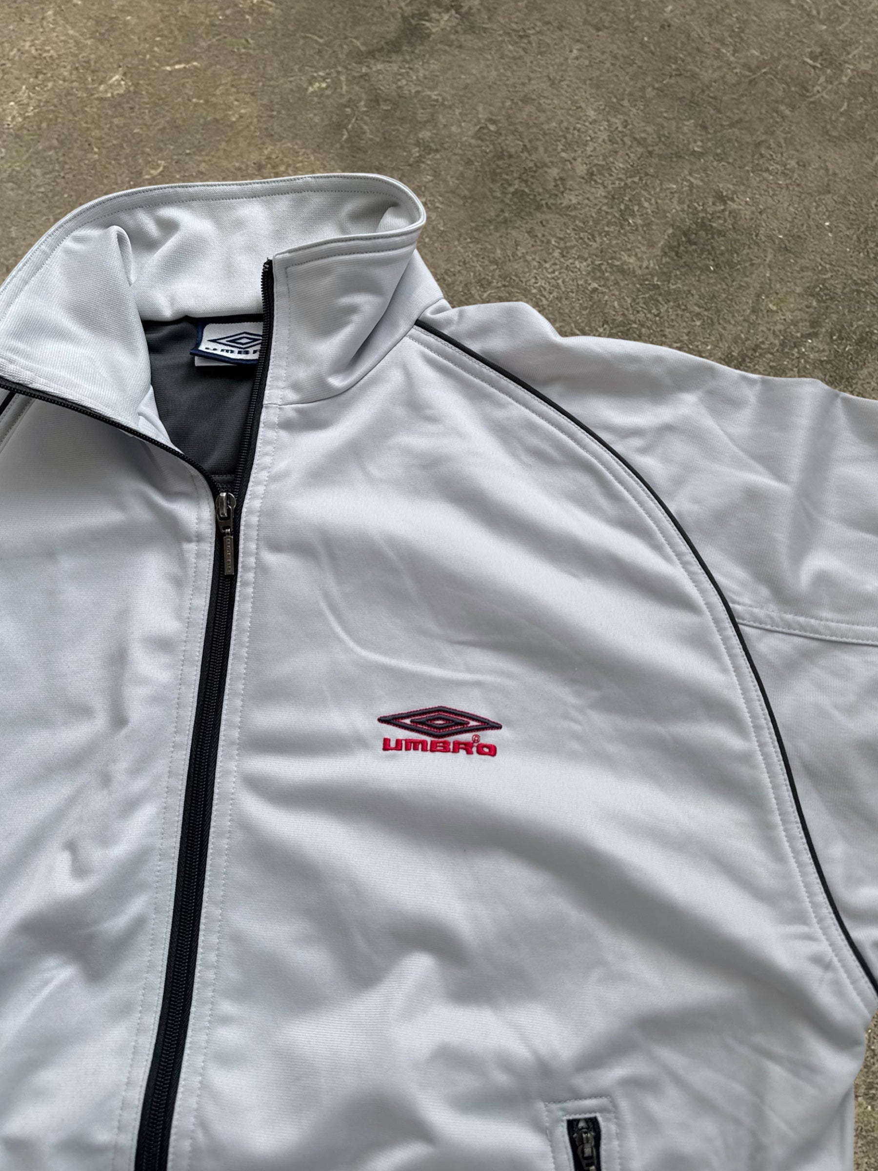 VINTAGE WHITE UMBRO TRACK JACKET