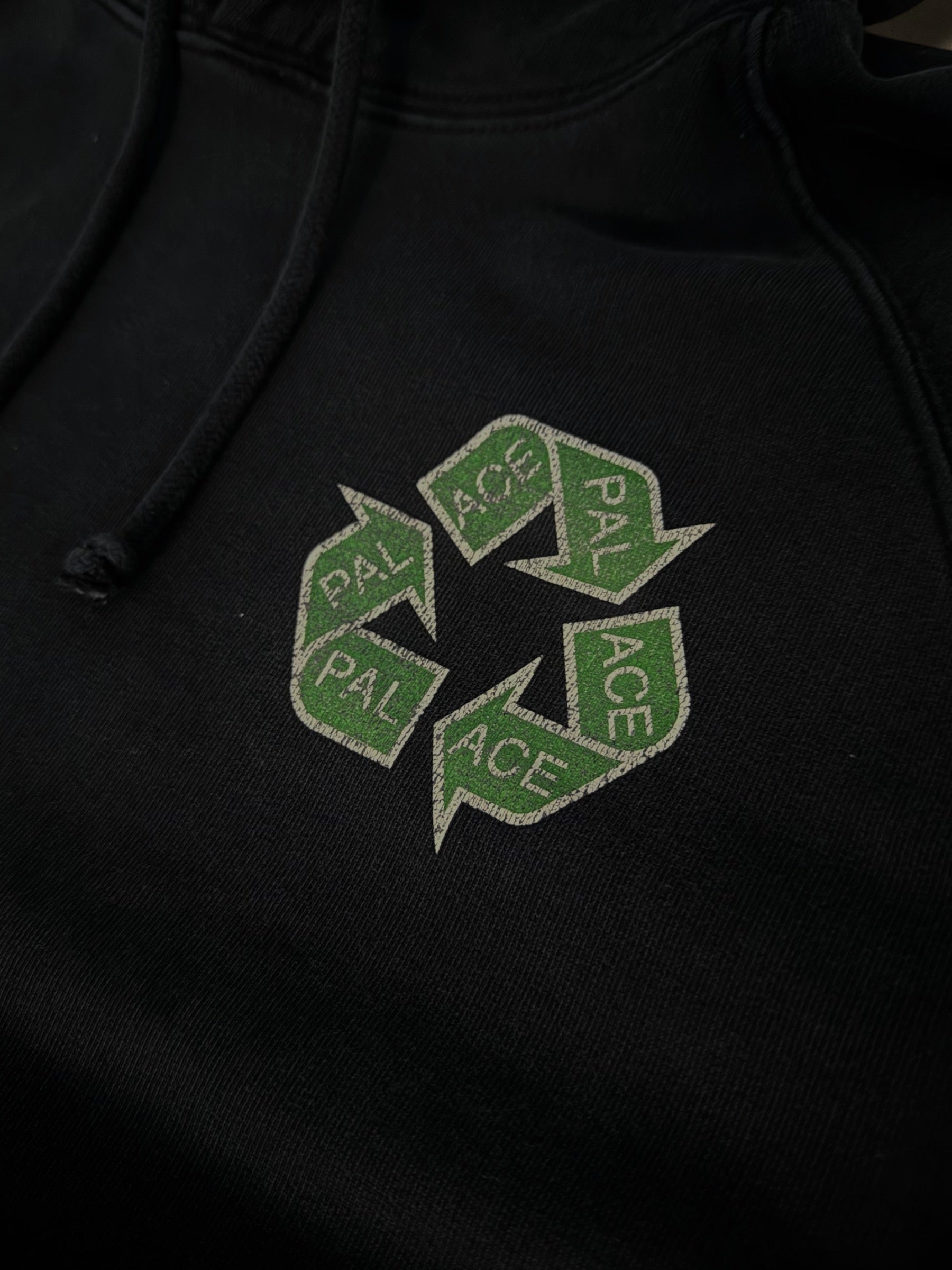 PALACE P CYCLE HOODIE