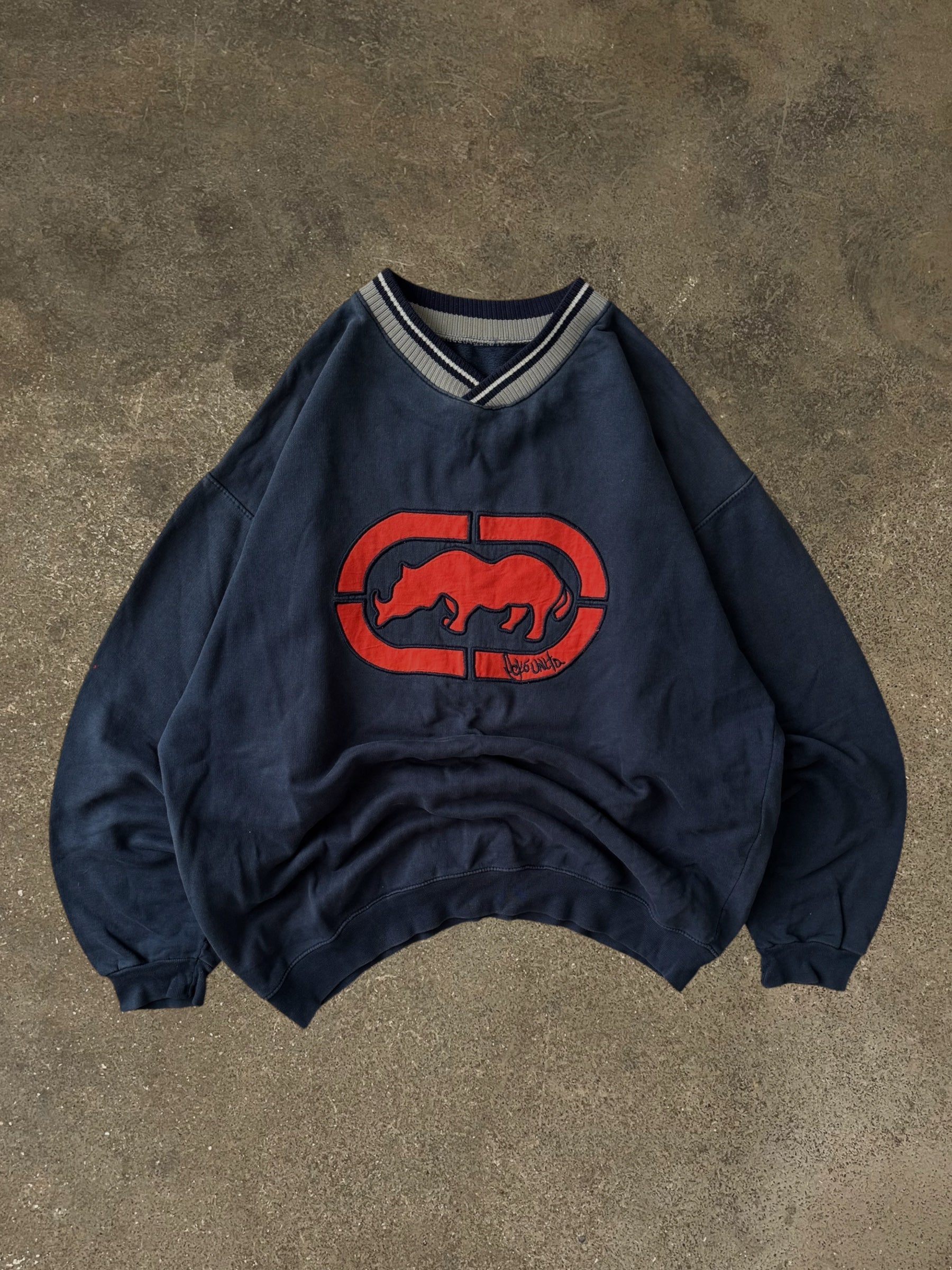 VINTAGE ECKO NAVY SWEATSHIRT