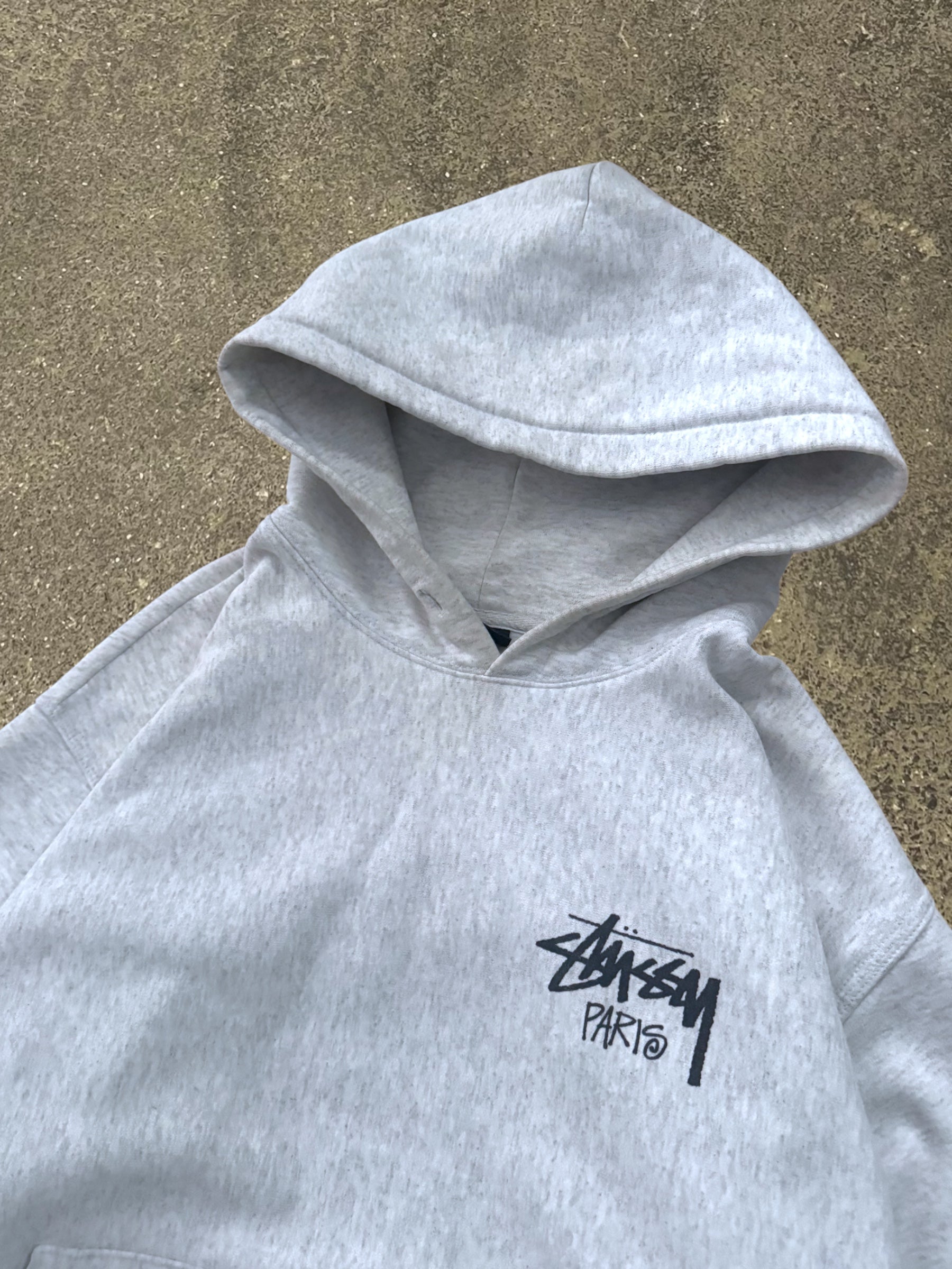 STÜSSY PARIS BASIC LOGO HOODIE
