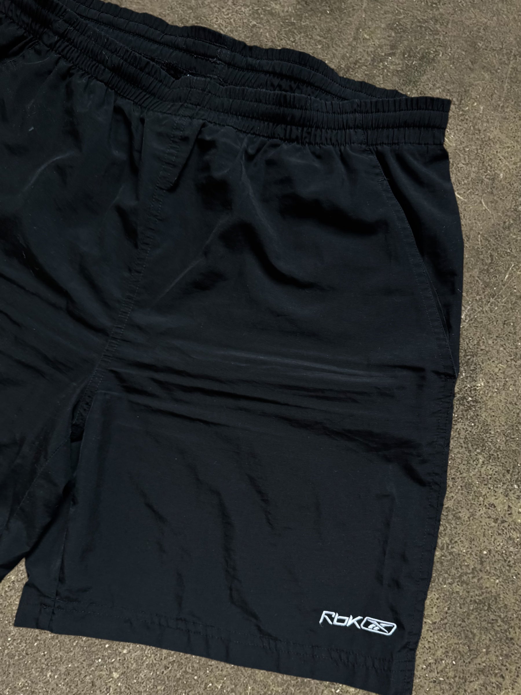 VINTAGE REEBOK SHORTS