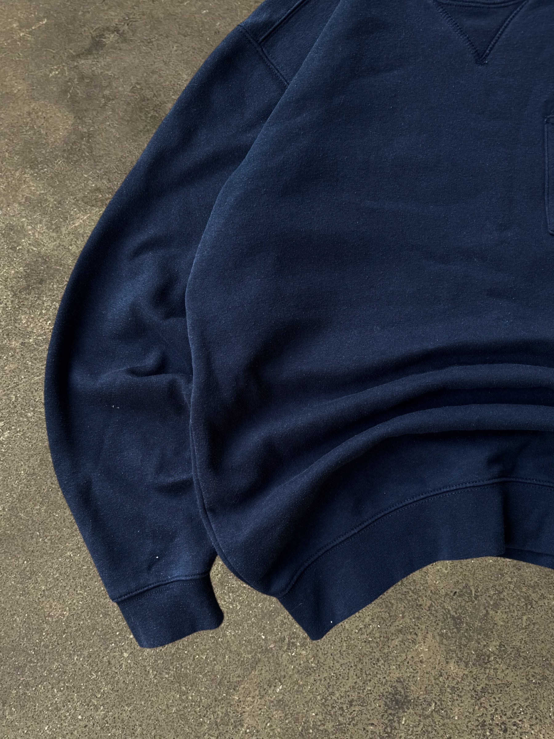VINTAGE CARHARTT POCKET LOGO SWEATSHIRT
