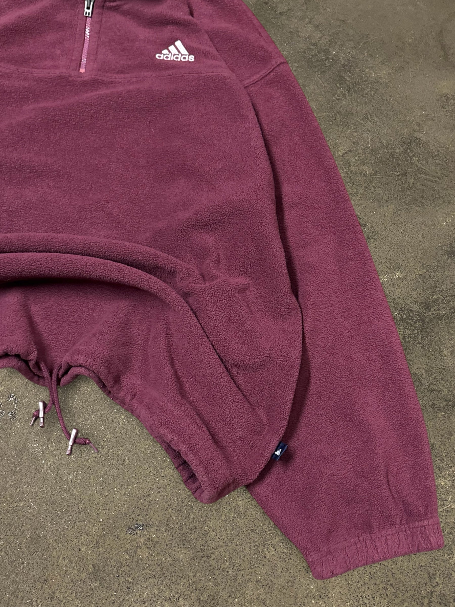 VINTAGE 90S ADIDAS FLEECE