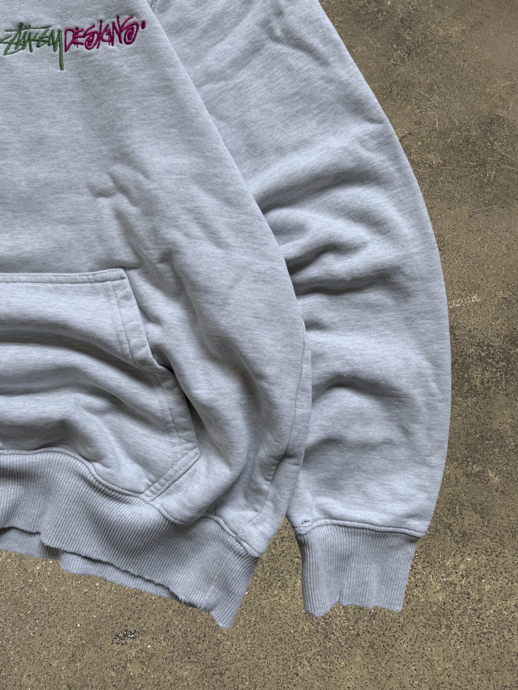 STÜSSY GREY DESIGNS HOODIE