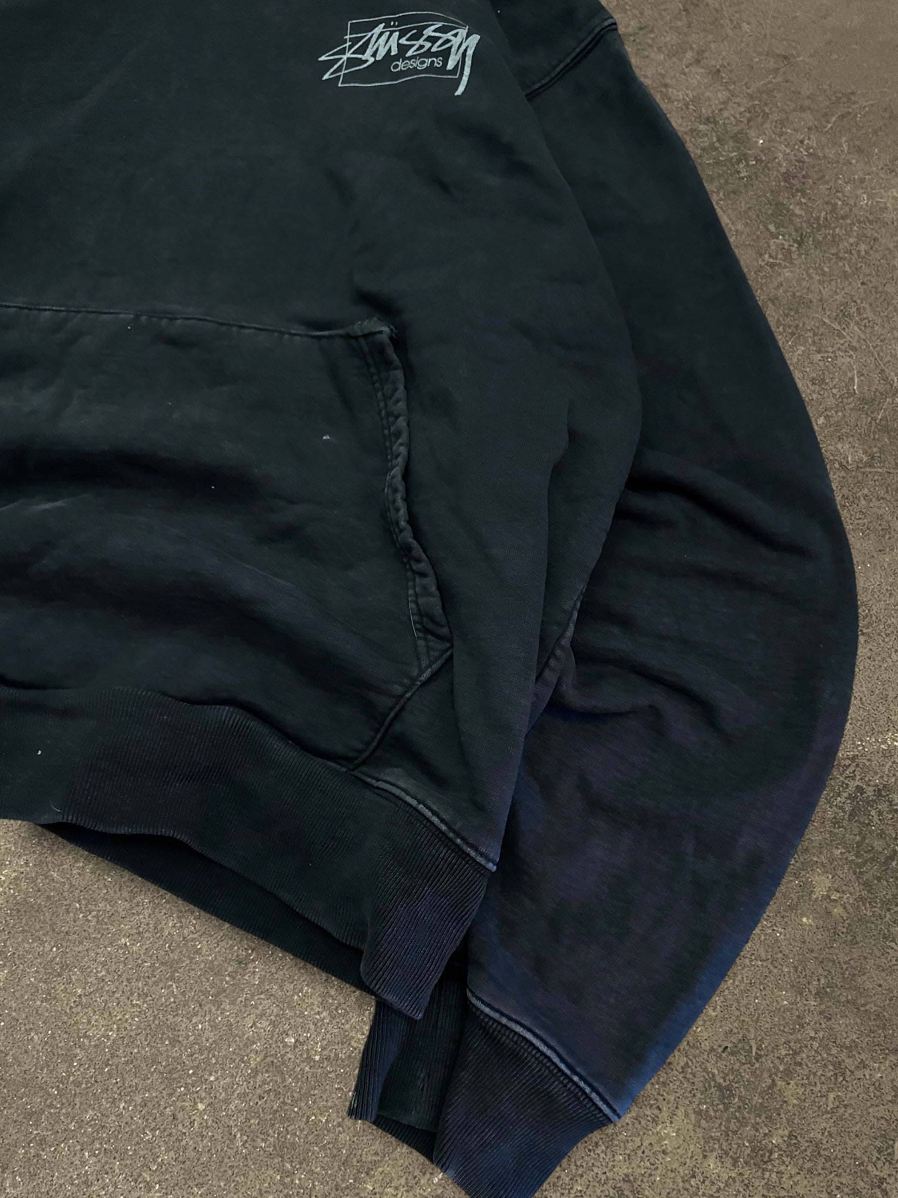 STÜSSY DESIGNS HOODIE