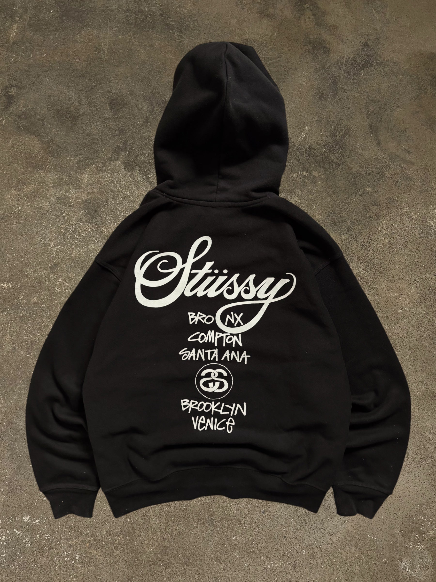 STÜSSY BLACK WORLD TOUR HOODIE