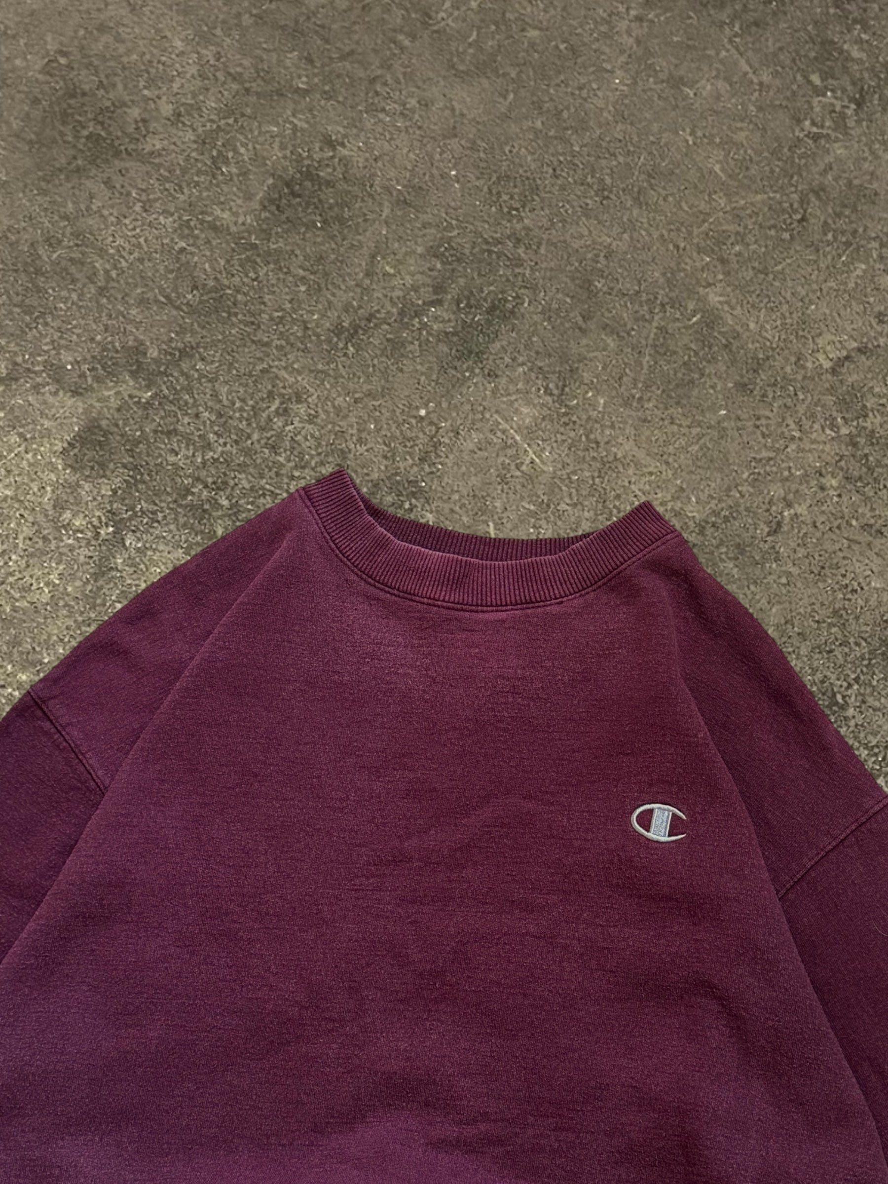 VINTAGE CHAMPION SWEATSHIRT