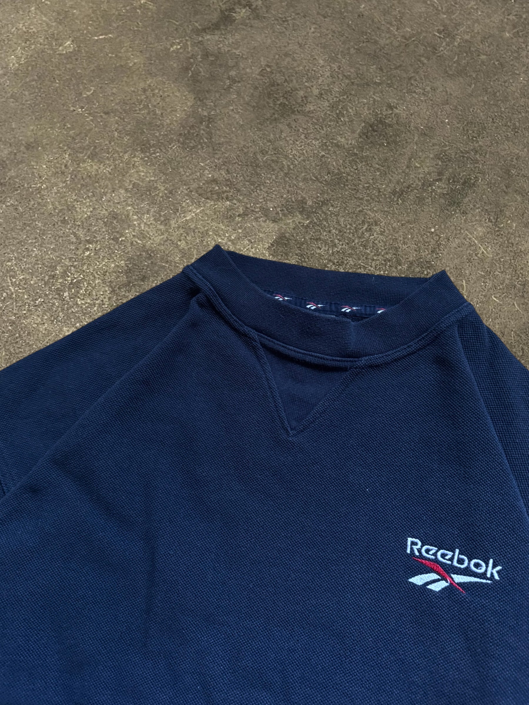 VINTAGE 90S NAVY BLUE REEBOK SWEATSHIRT