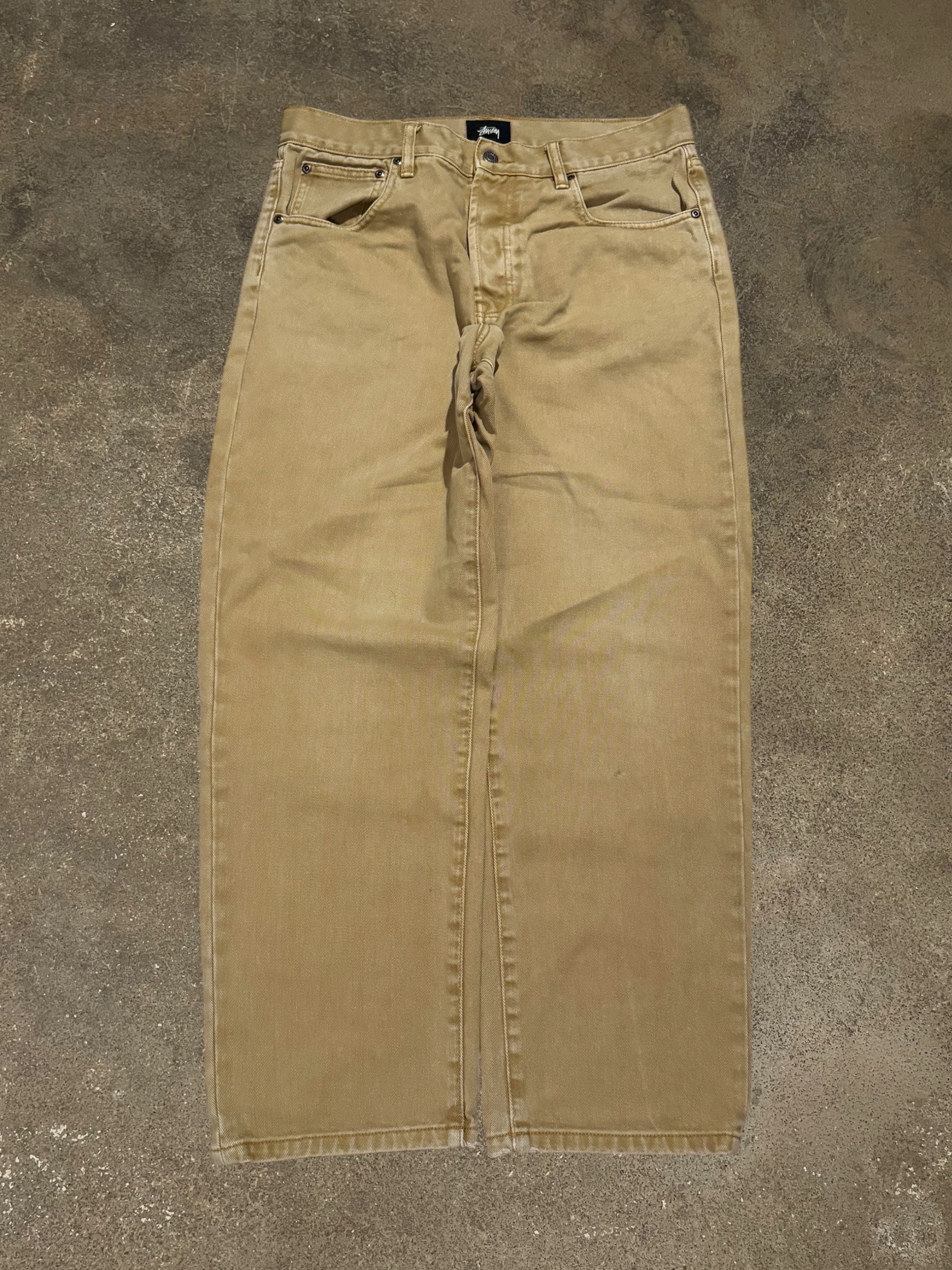 STÜSSY BEIGE CLASSIC JEANS