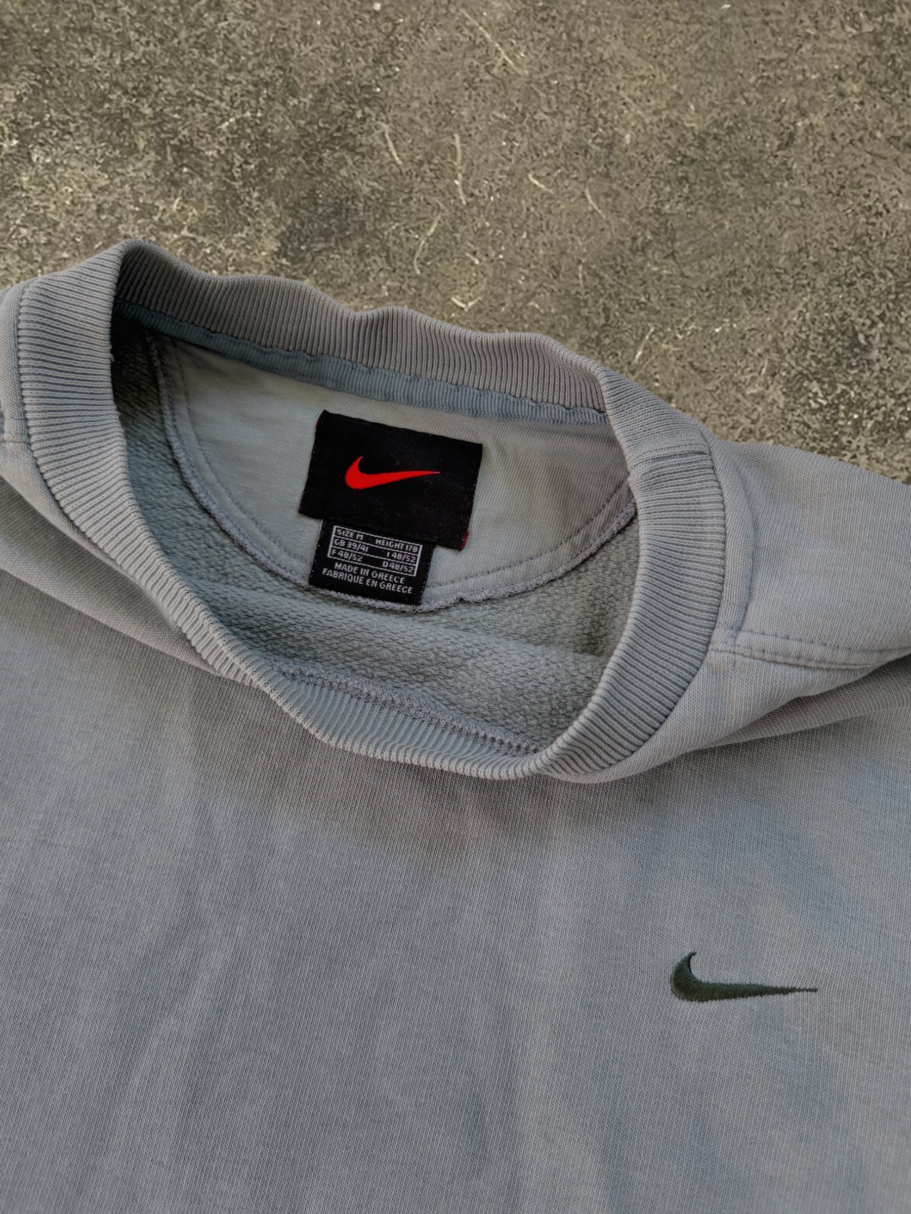 VINTAGE 90S NIKE GREY SWEATSHIRT
