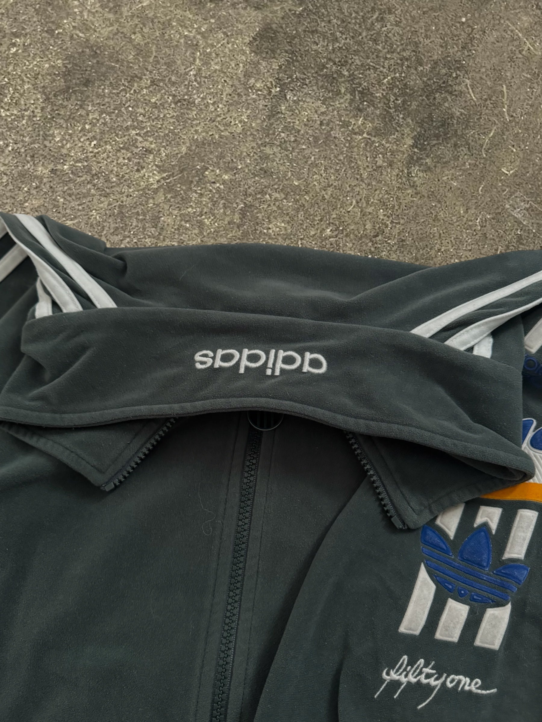 VINTAGE 90S ADIDAS GREEN TRACK JACKET