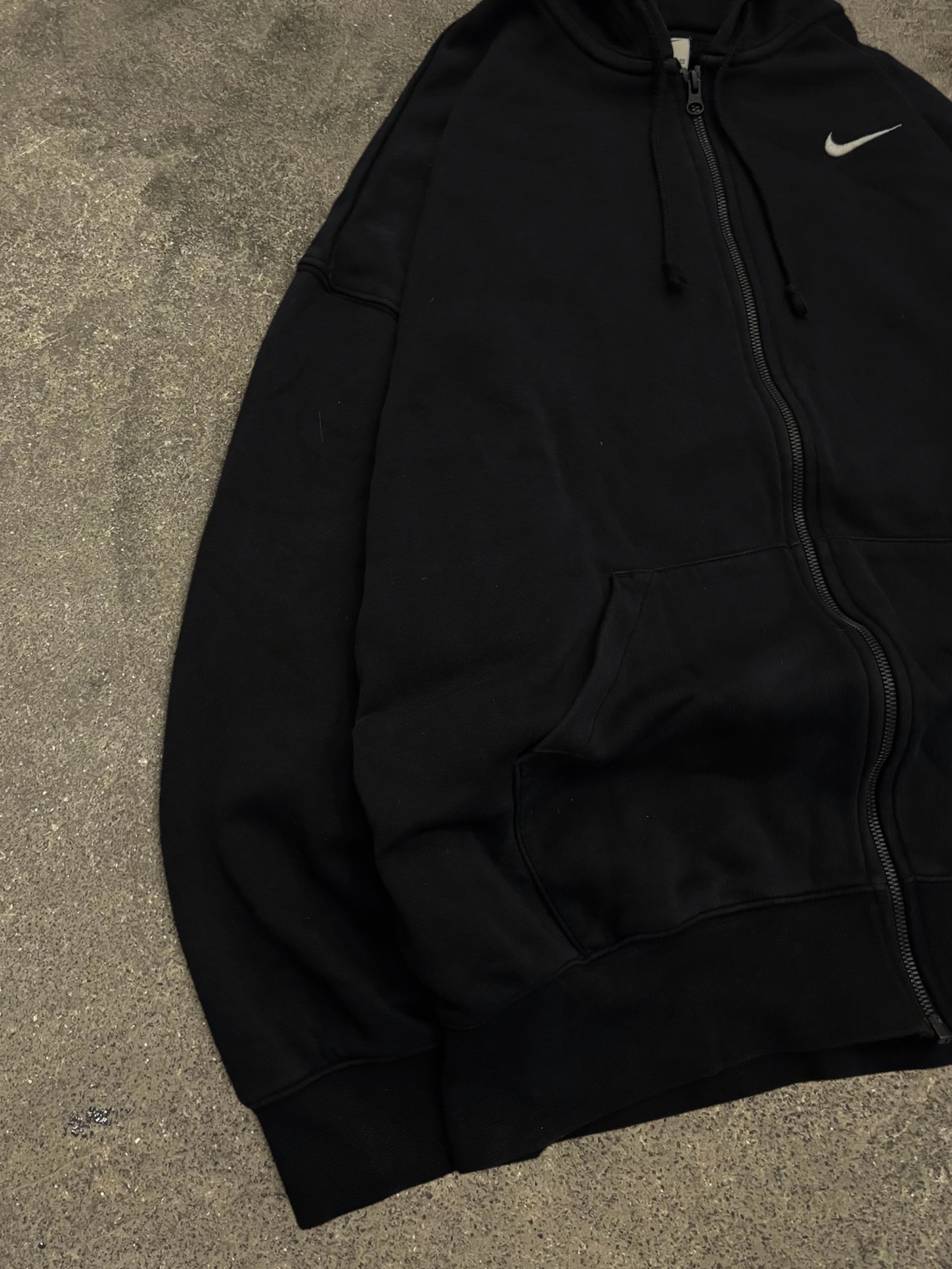 NIKE ZIP-UP HOODIE