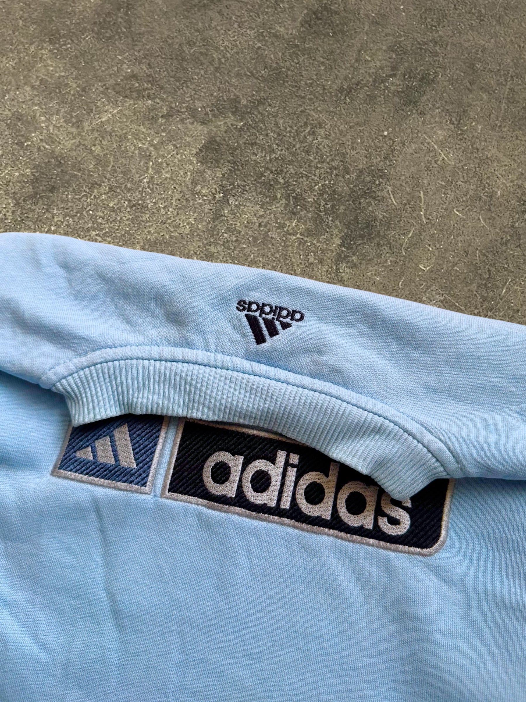 VINTAGE 00S BABY-BLUE ADIDAS SWEATSHIRT