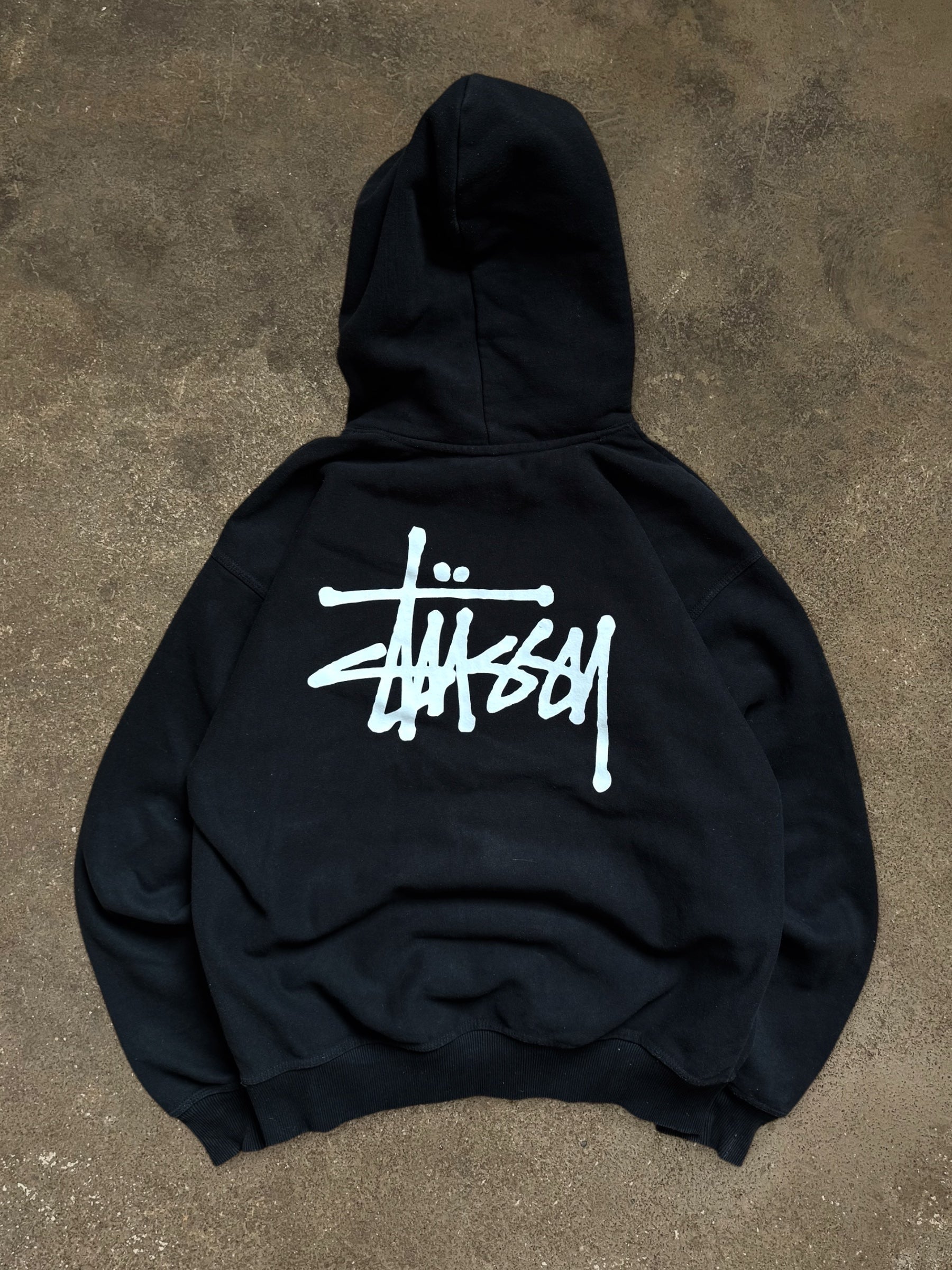 STÜSSY BLACK BASIC LOGO HOODIE