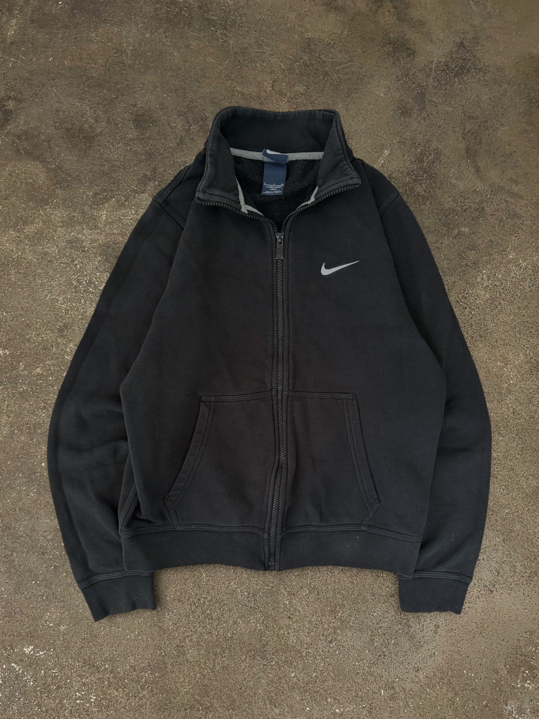 VINTAGE NIKE ZIP-UP SWEATSHIRT