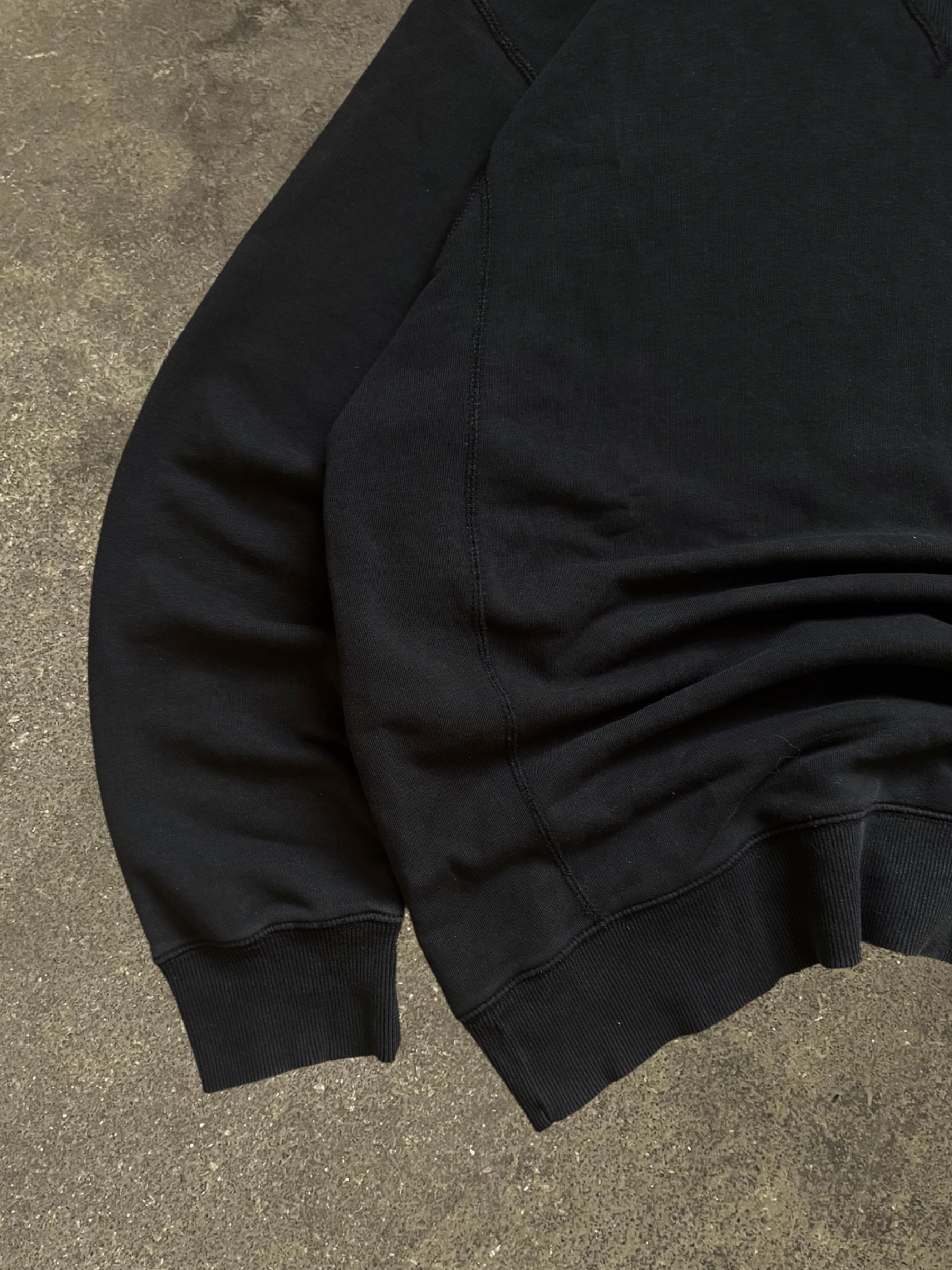 VINTAGE 00S NIKE SWEATSHIRT