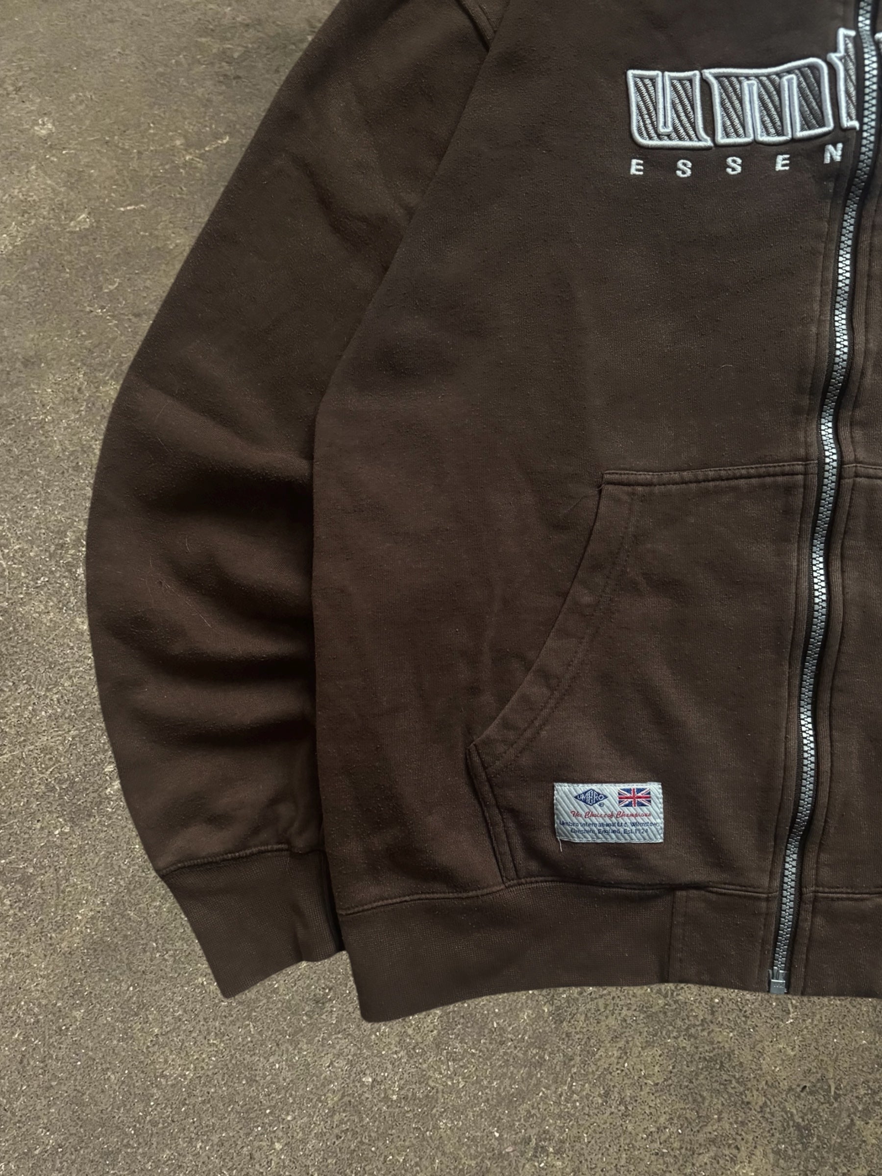 VINTAGE BROWN UMBRO ZIP-UP HOODIE