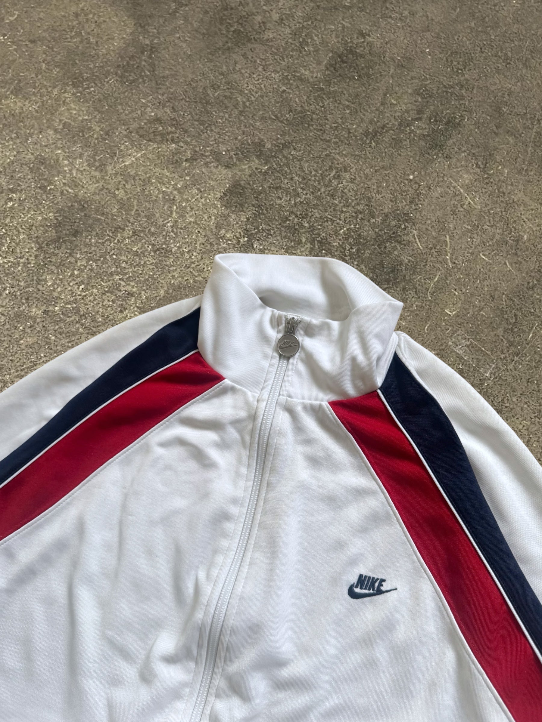 VINTAGE 00S NIKE TRACK JACKET