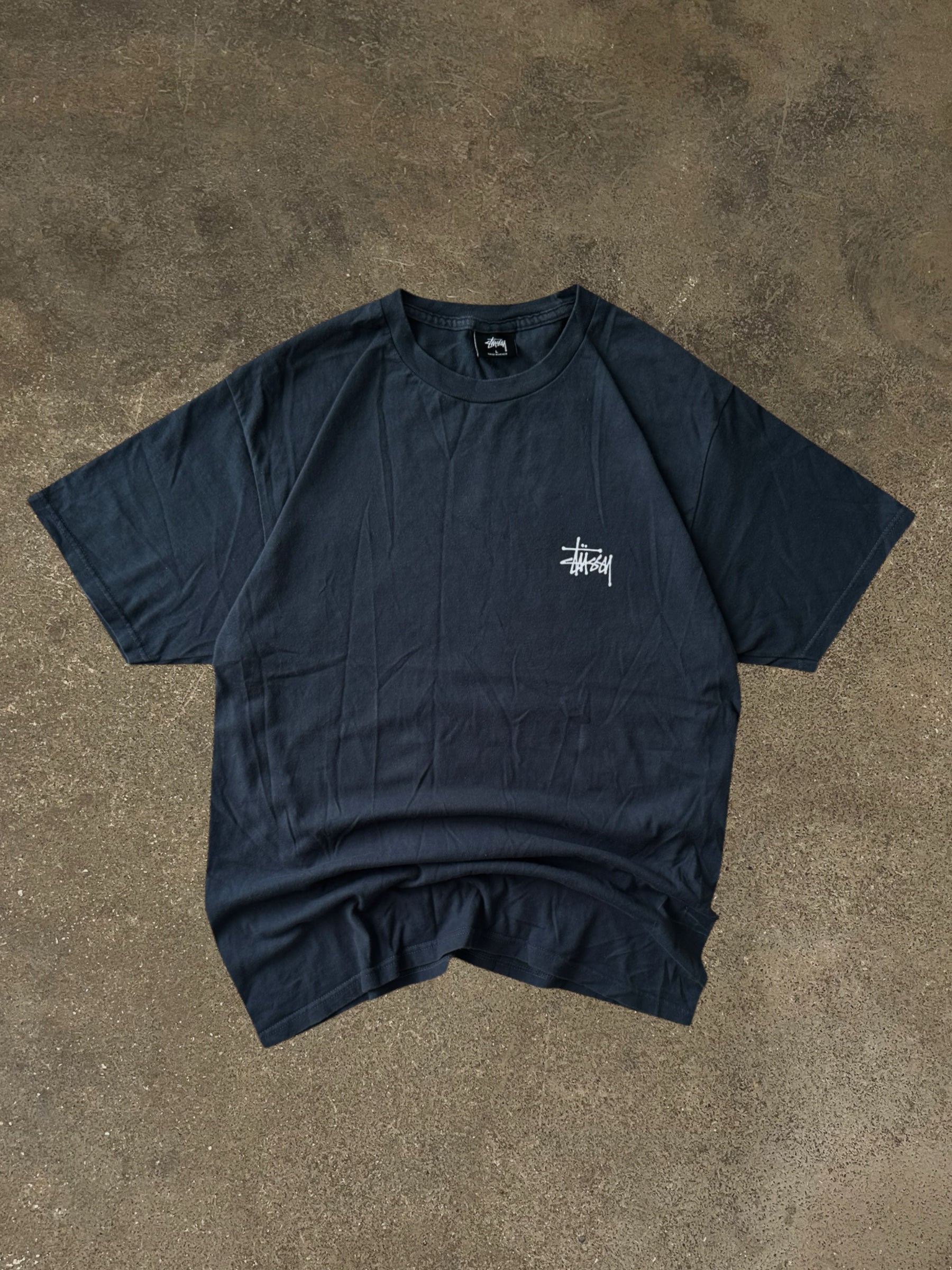 STÜSSY NAVY BASIC LOGO T-SHIRT