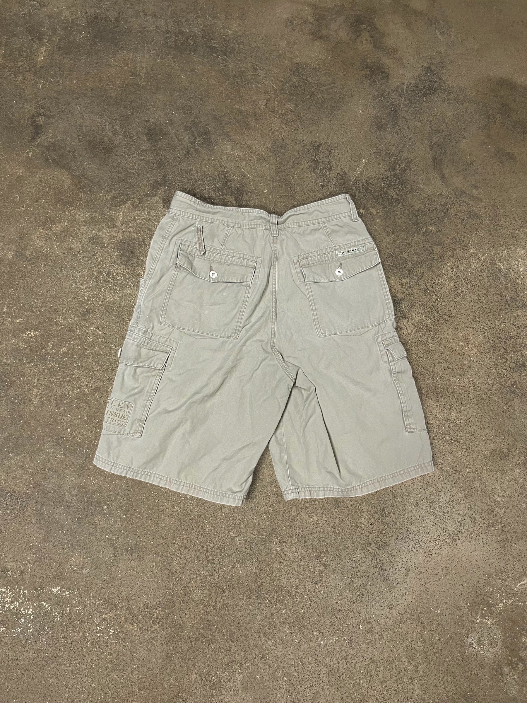 OAKLEY CARGO SHORTS
