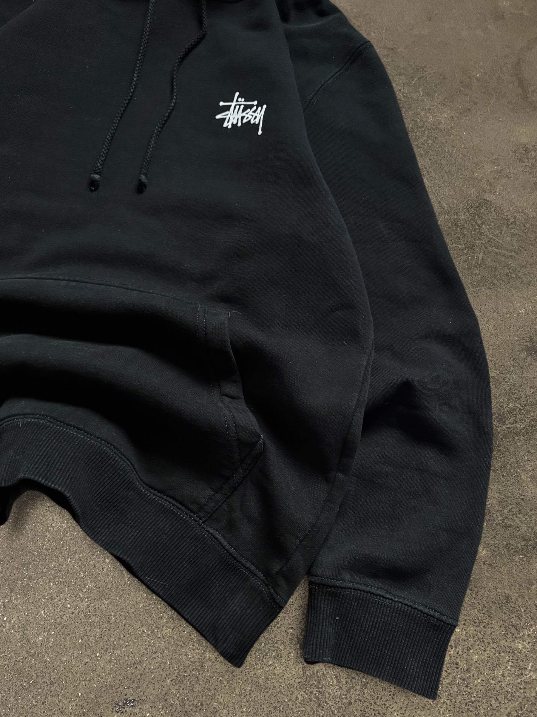 STÜSSY BASIC LOGO HOODIE