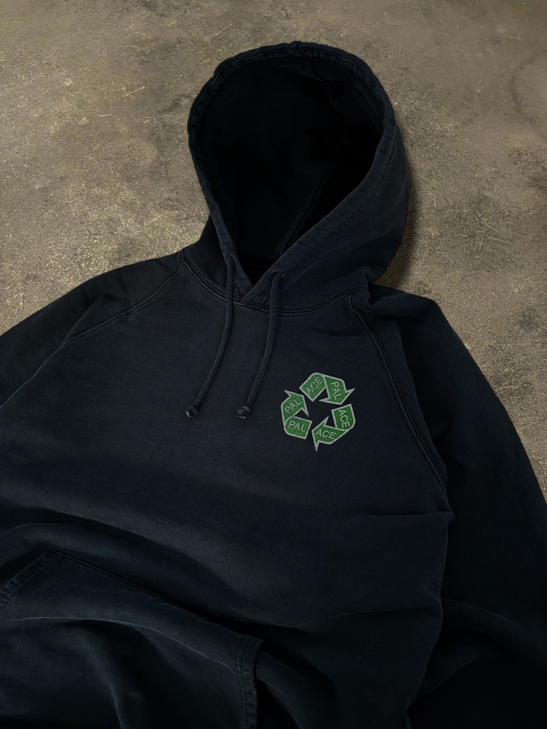 PALACE P CYCLE HOODIE