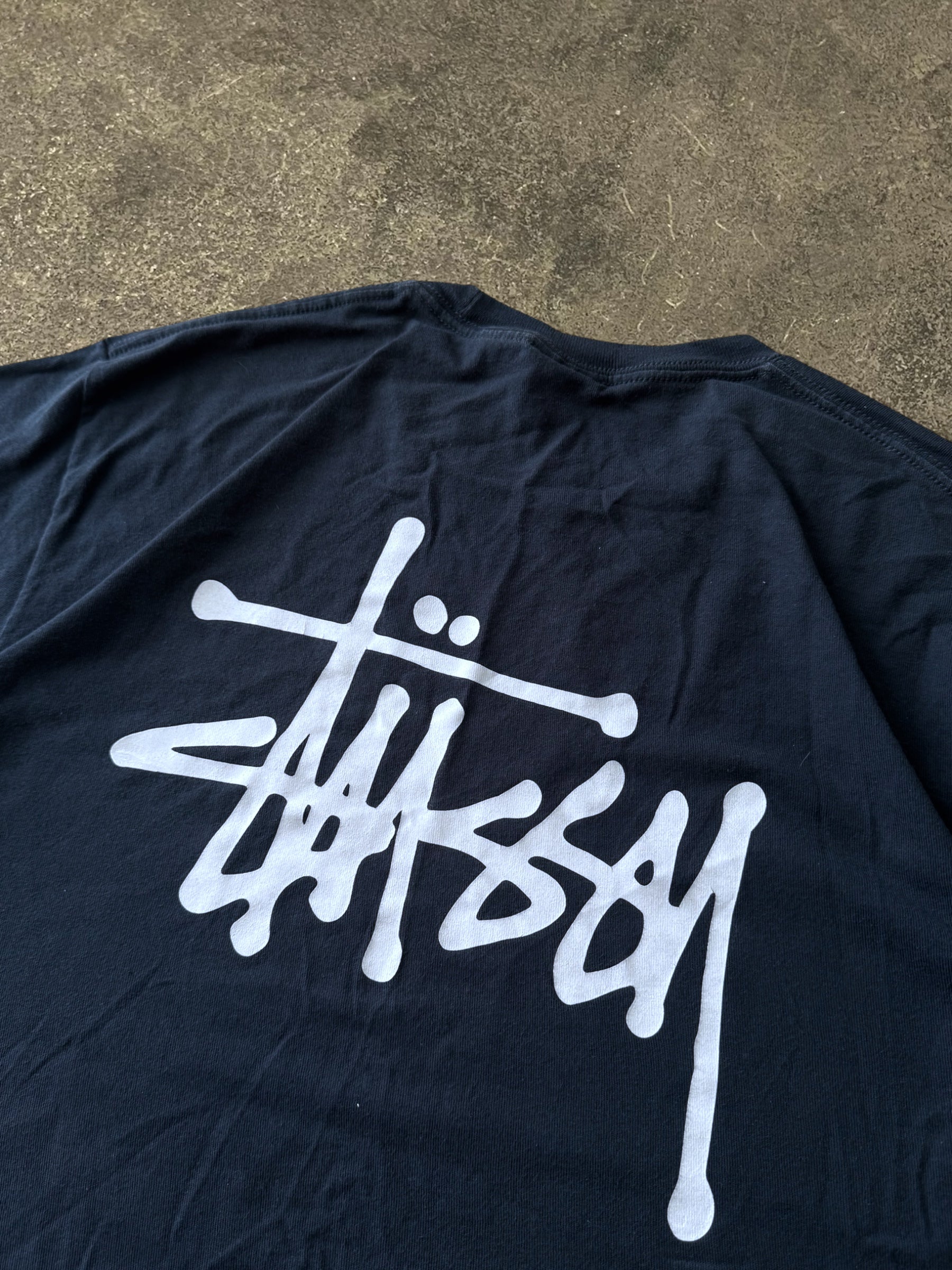 STÜSSY NAVY BASIC LOGO T-SHIRT