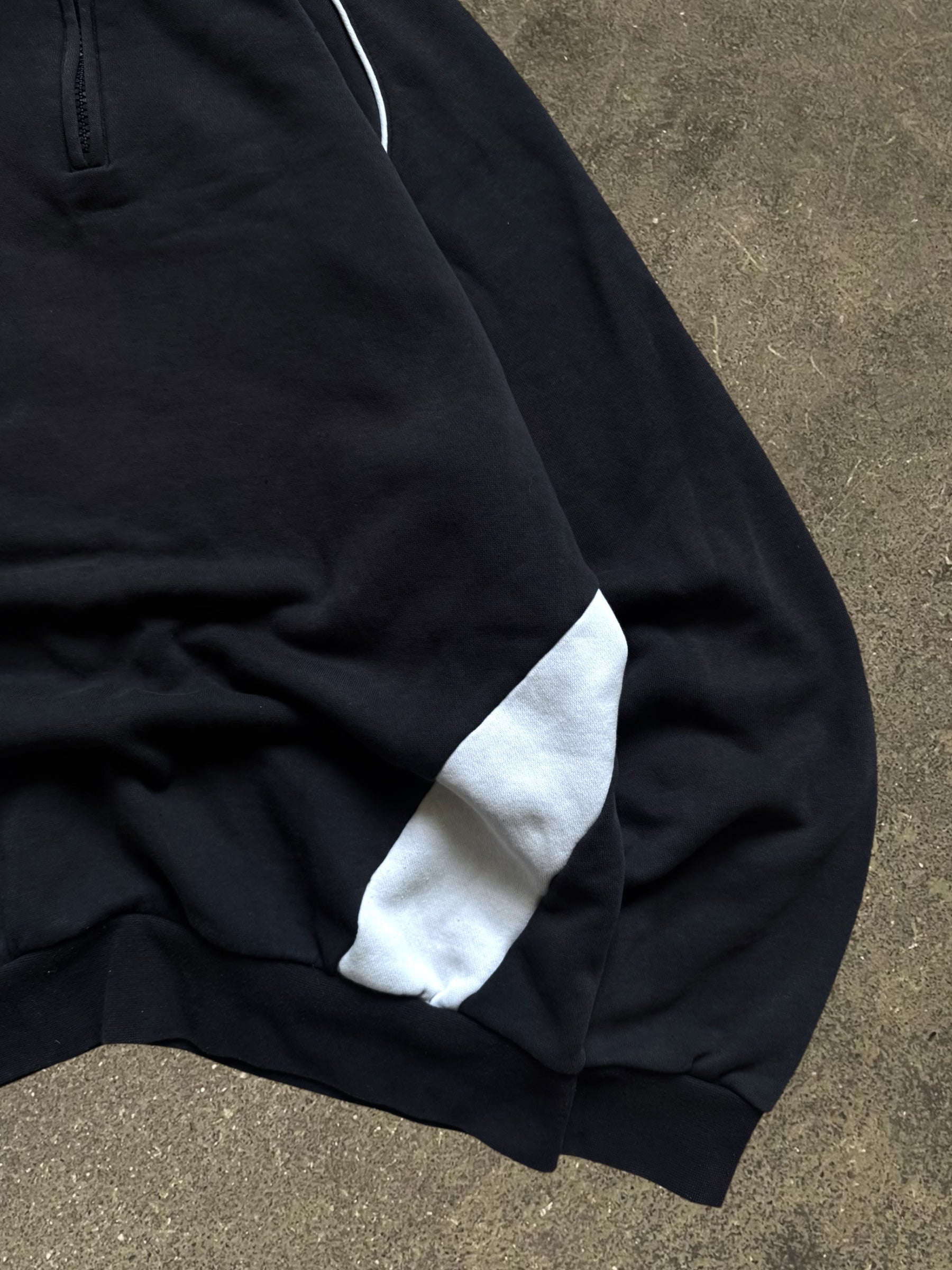 VINTAGE 00S ADIDAS QUARTER-ZIP SWEATSHIRT