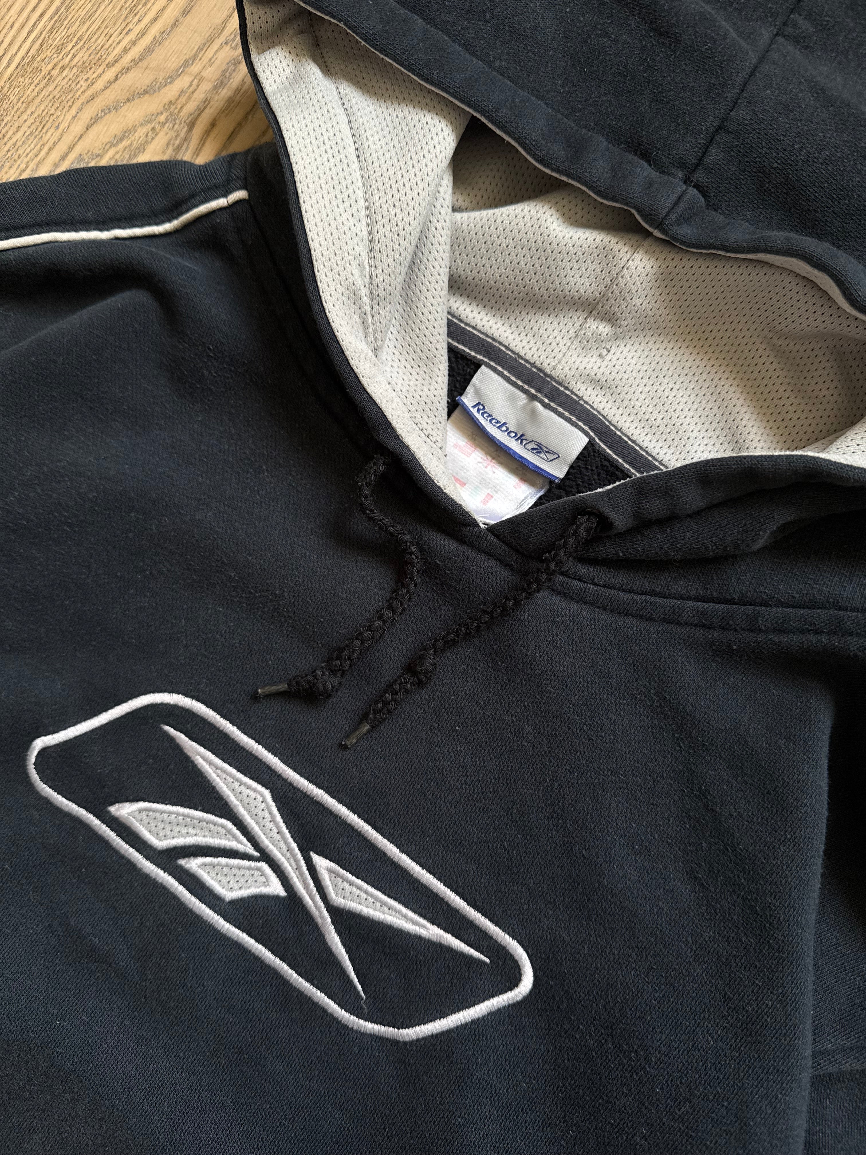 VINTAGE 90S REEBOK HOODIE