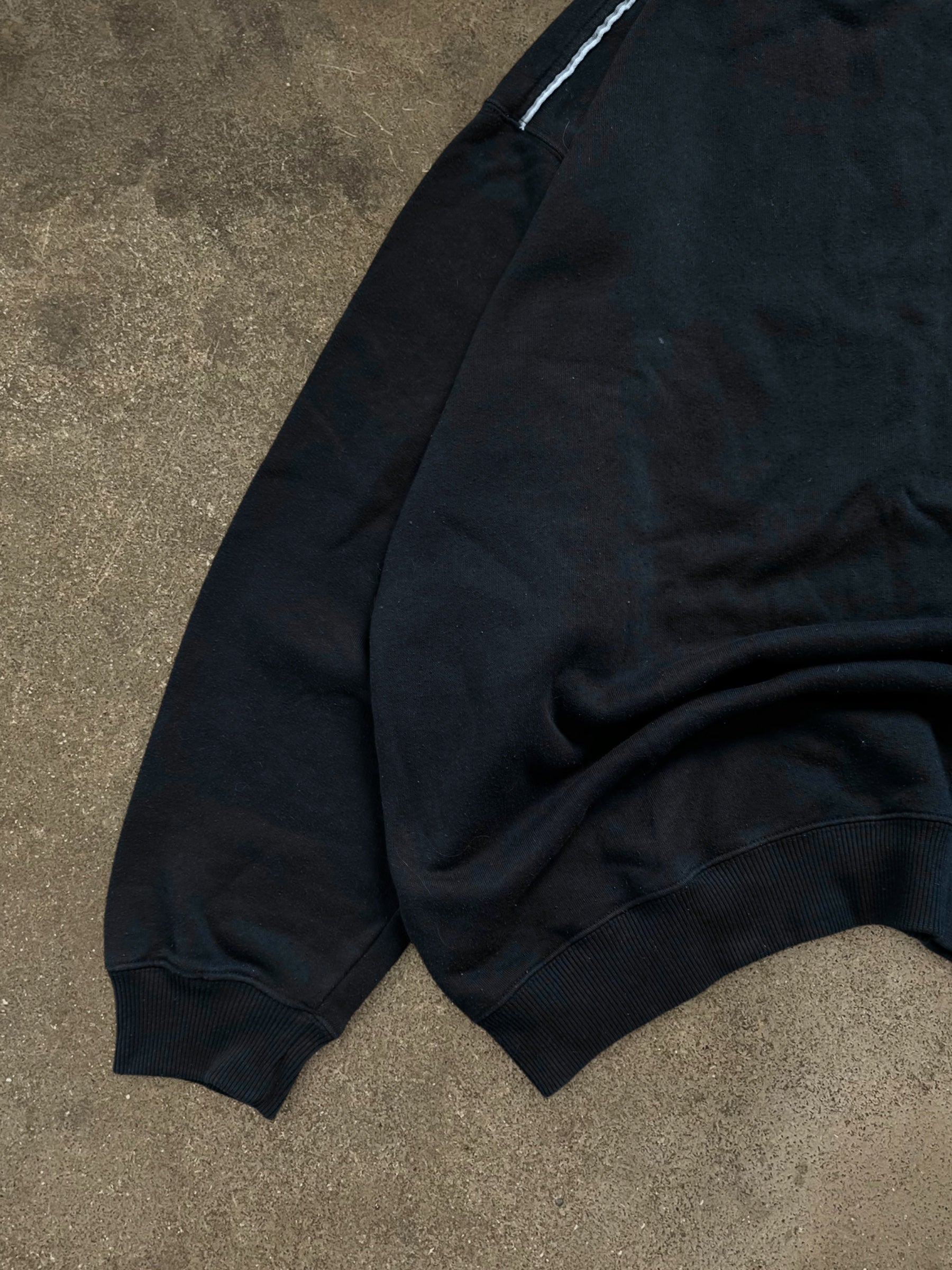 VINTAGE REEBOK SWEATSHIRT