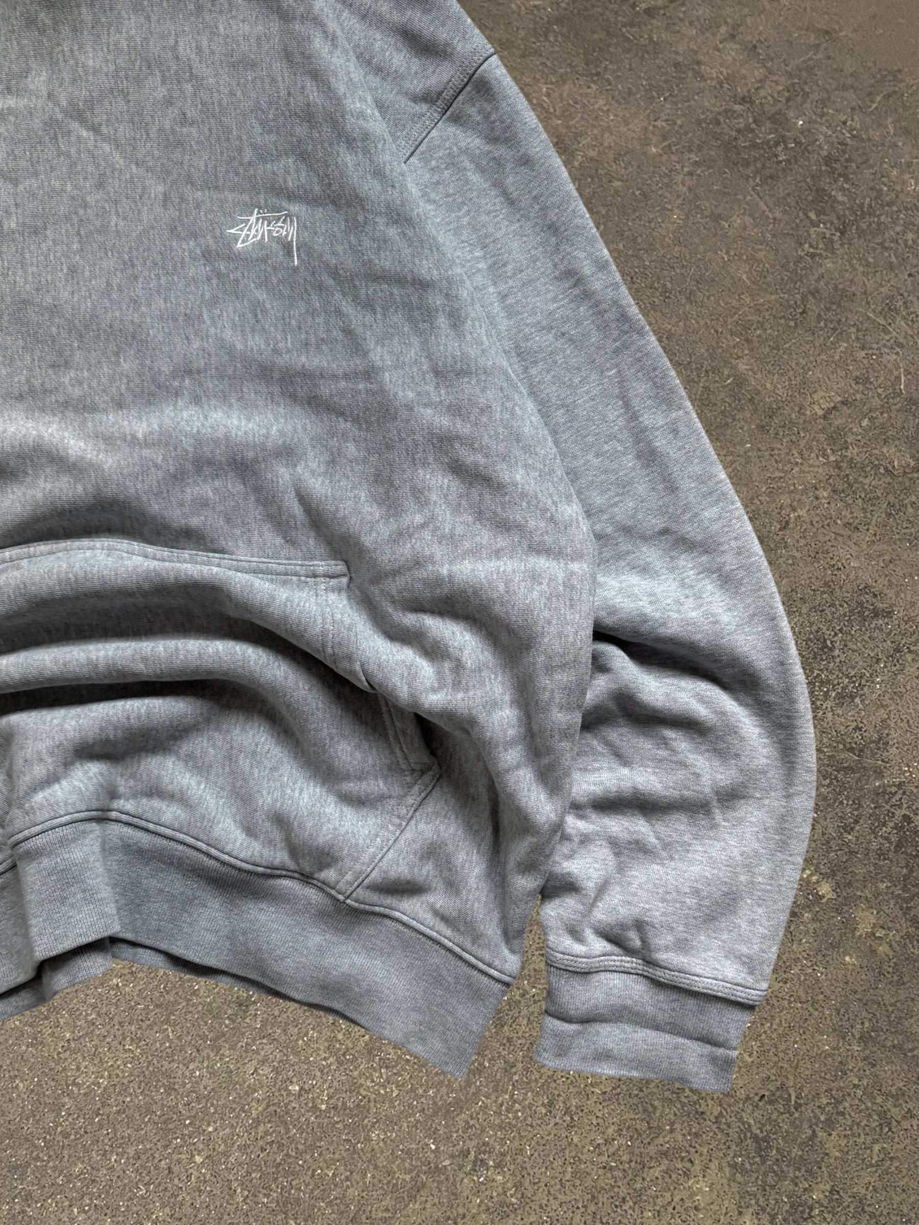 STÜSSY STOCK LOGO HOODIE