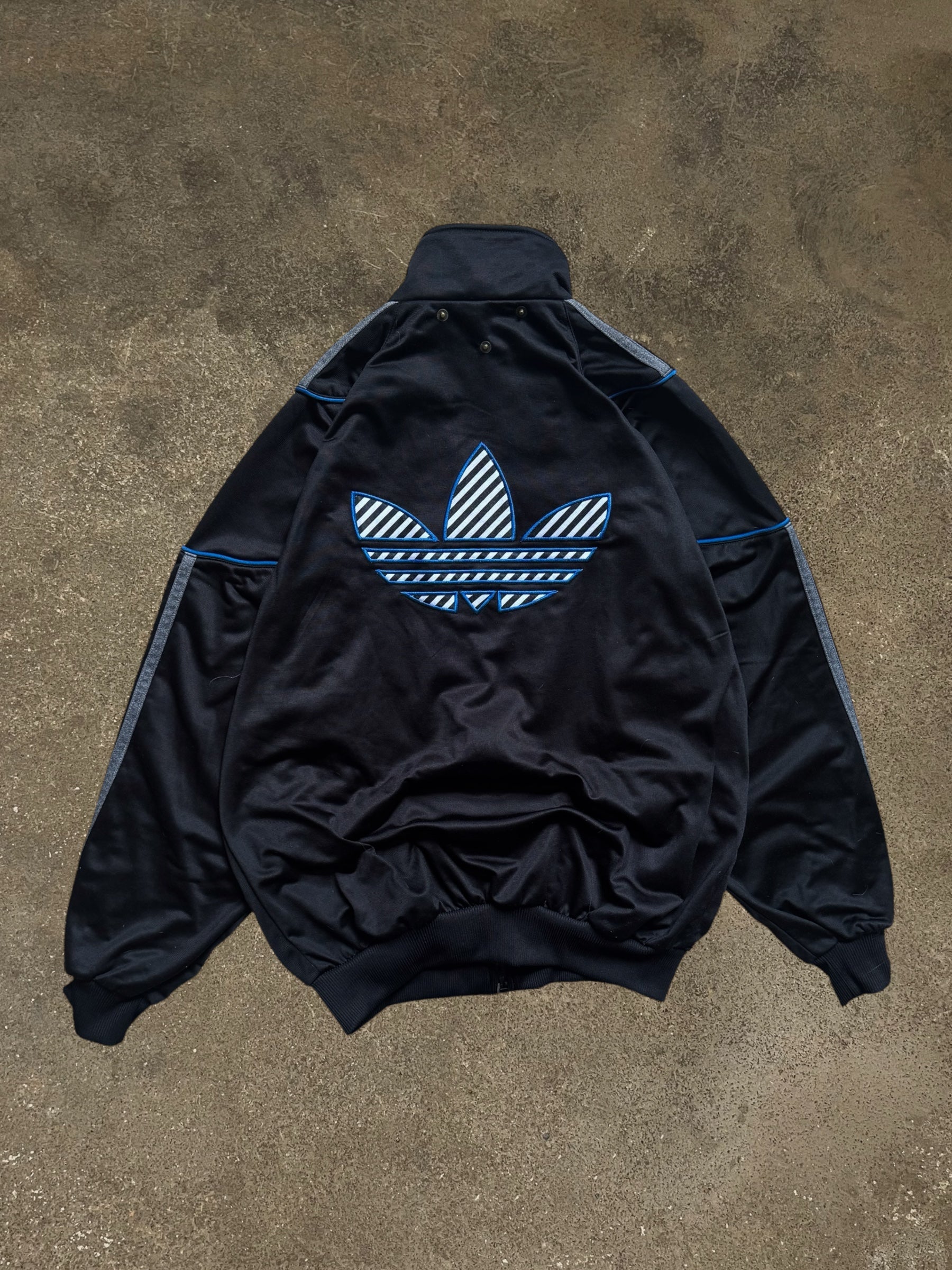 VINTAGE 90S ADIDAS TRACK JACKET