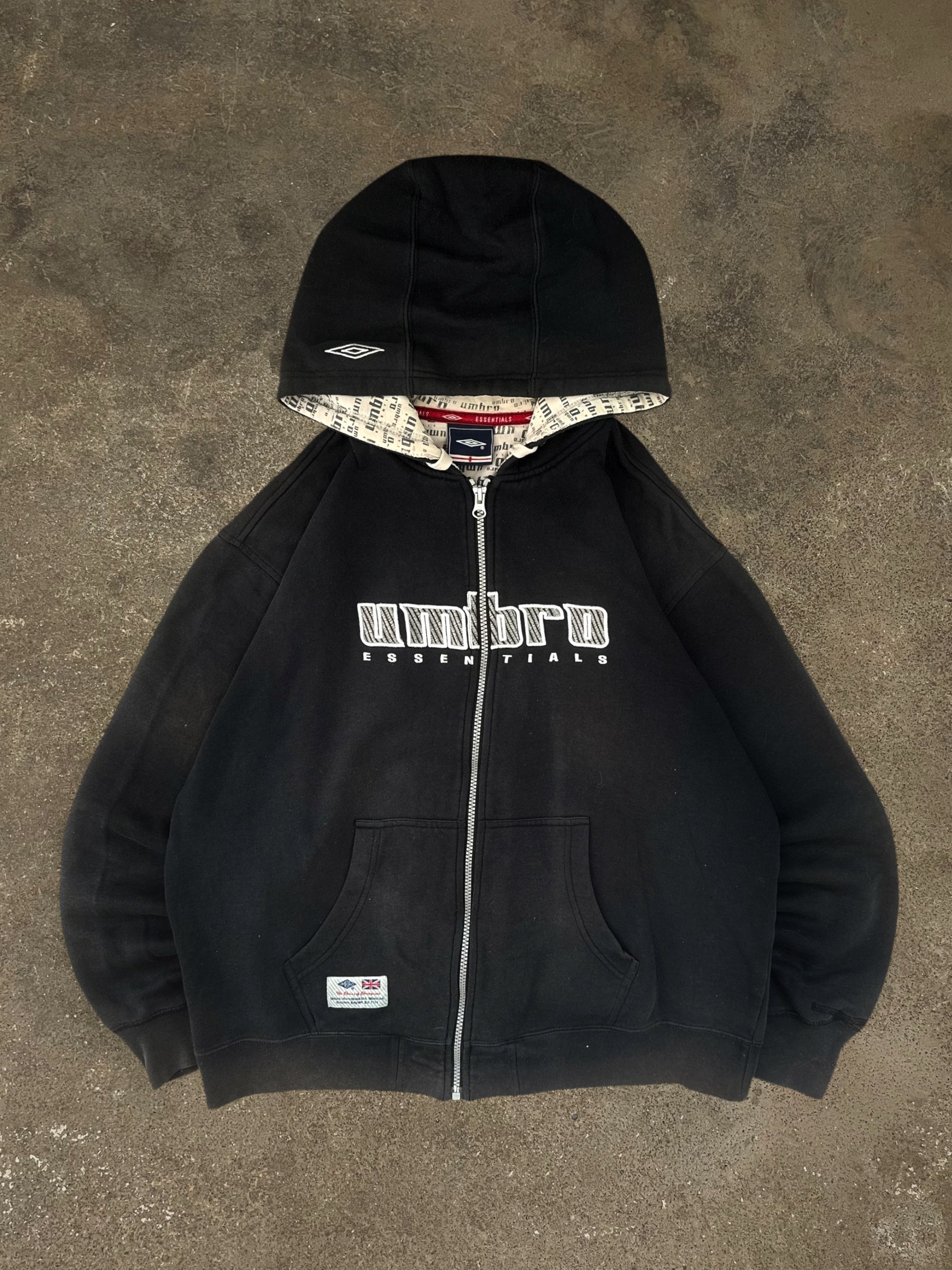 VINTAGE BLACK UMBRO ZIP-UP HOODIE