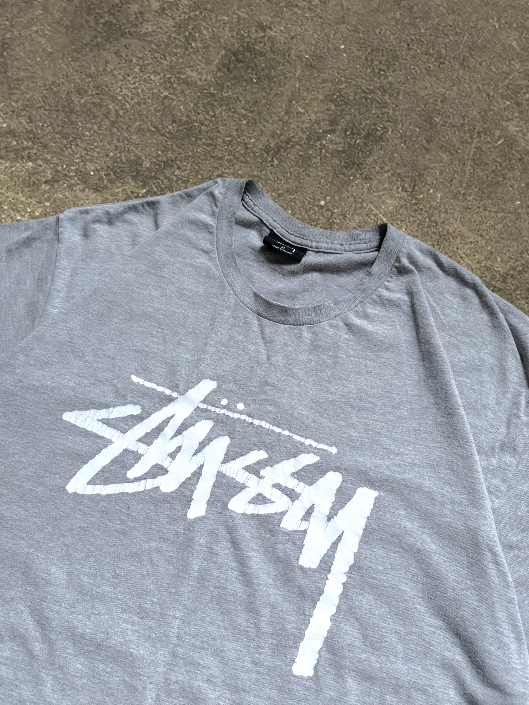 STÜSSY APPLIQUE LOGO T-SHIRT
