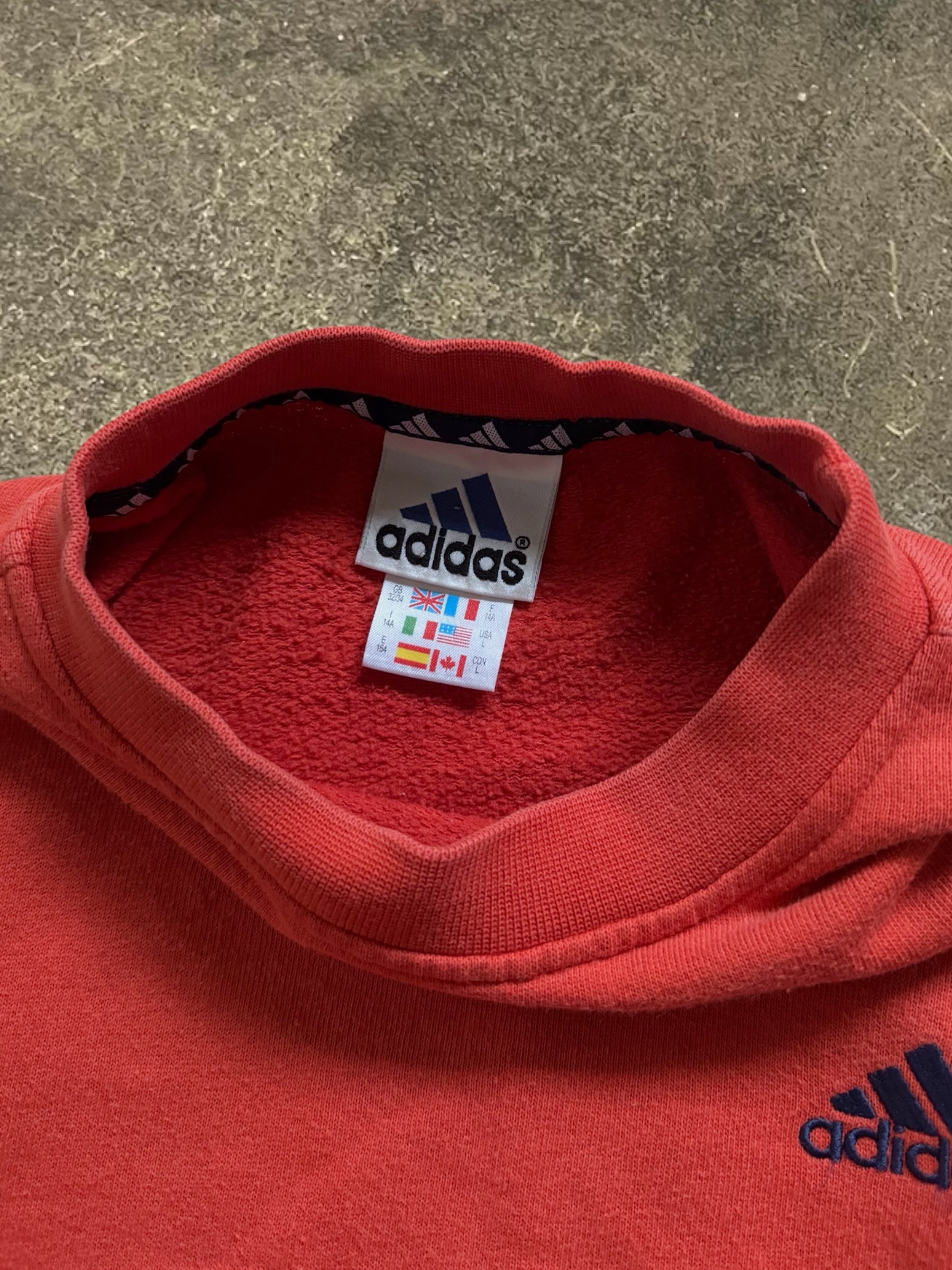 VINTAGE 90S ORANGE ADIDAS SWEATSHIRT