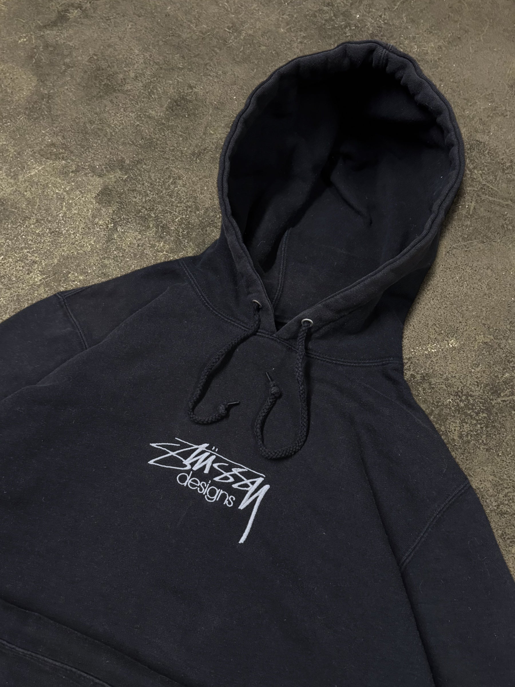 STÜSSY DESIGN HOODIE