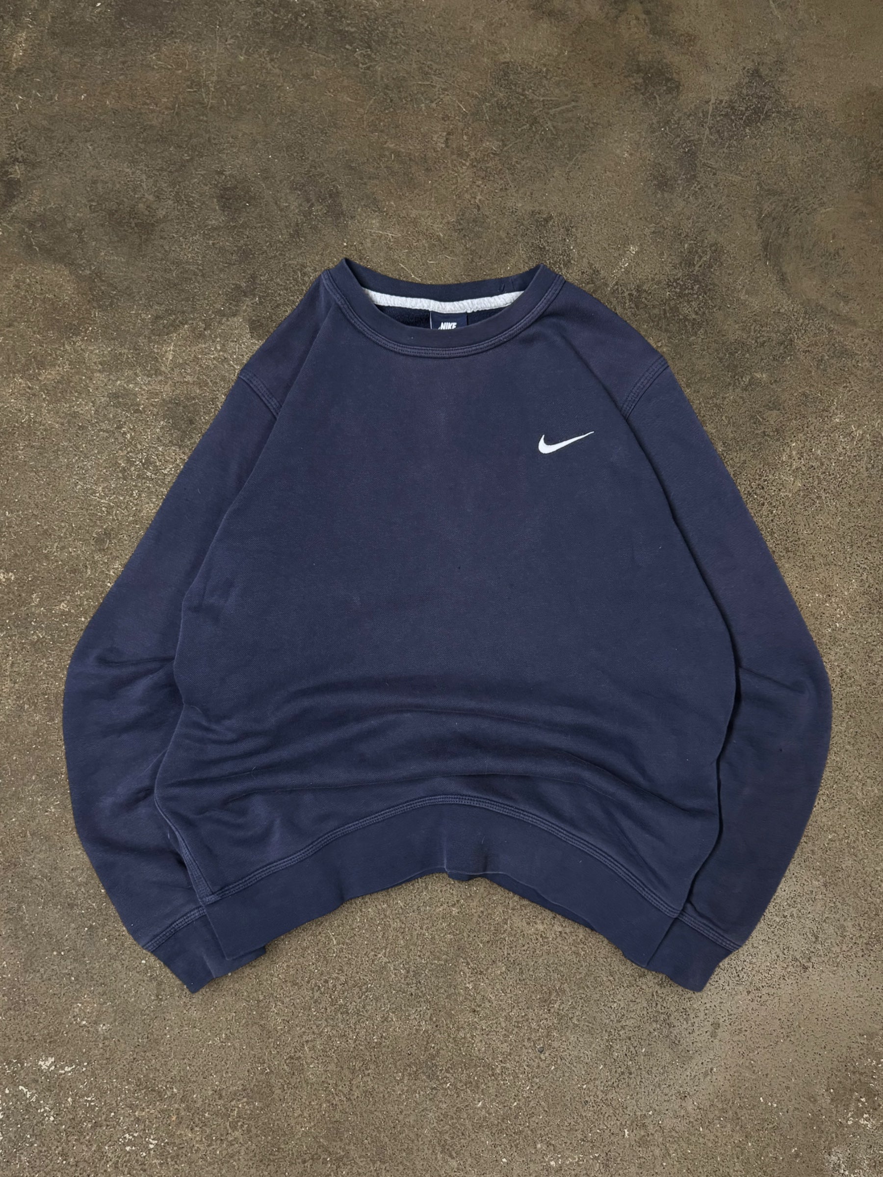 VINTAGE NIKE SWEATSHIRT