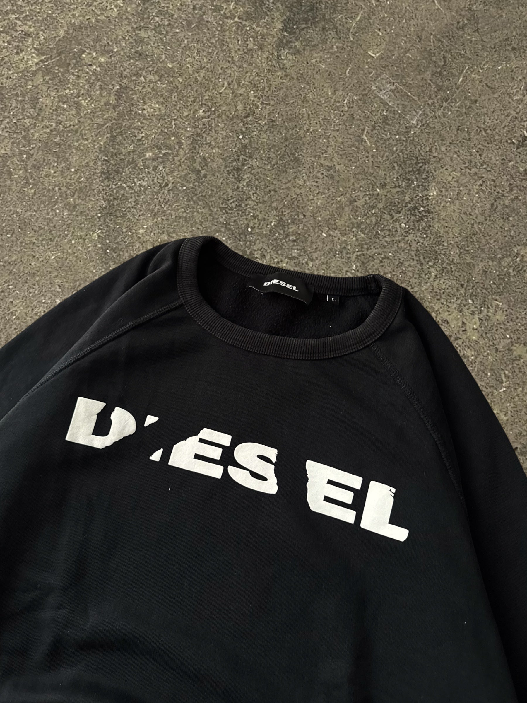 DIESEL SHATTERED LOGO SWEATSHIRT