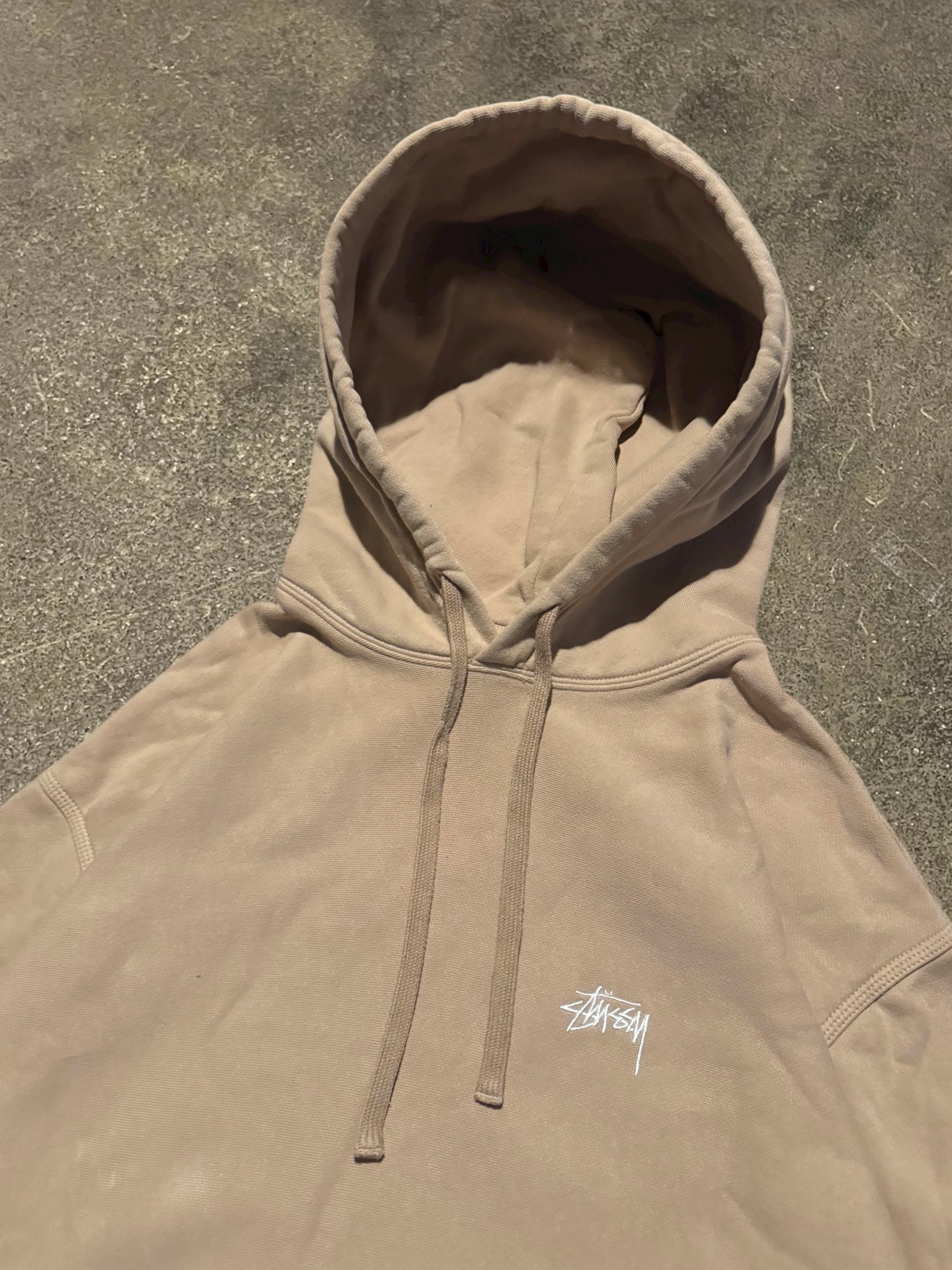 STÜSSY BEIGE STOCK LOGO HOODIE