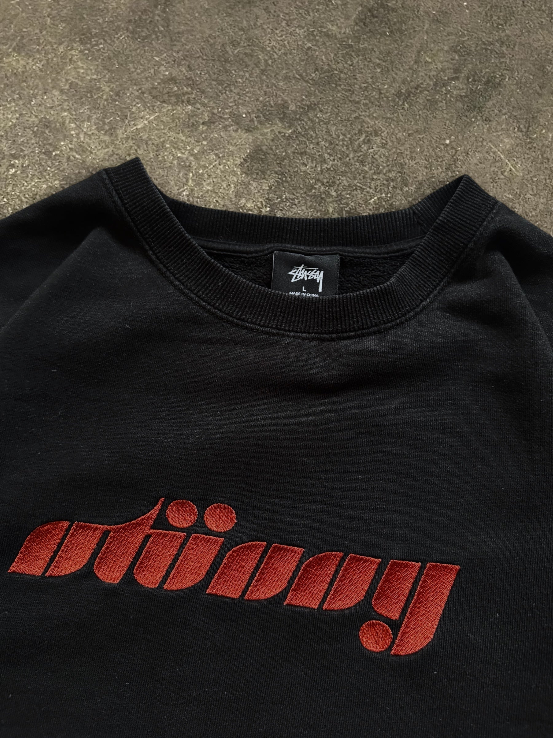 STÜSSY BLACK PRETTY LOGO SWEATSHIRT